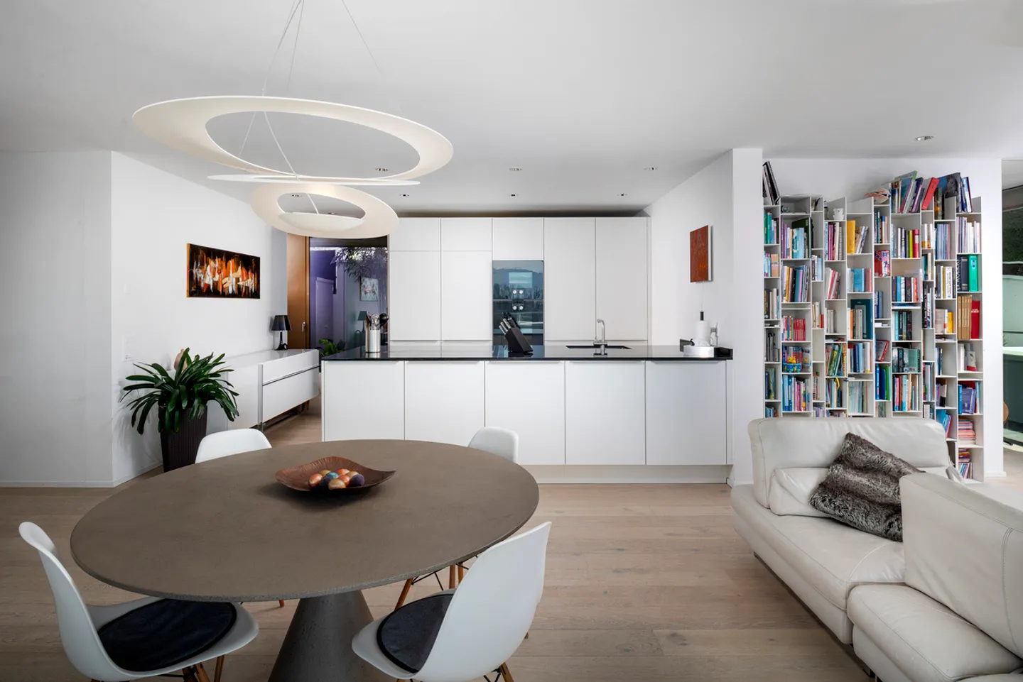 Condominio elegante e ultra-moderno sul lago di Zurigo - Foto 3 di 11
