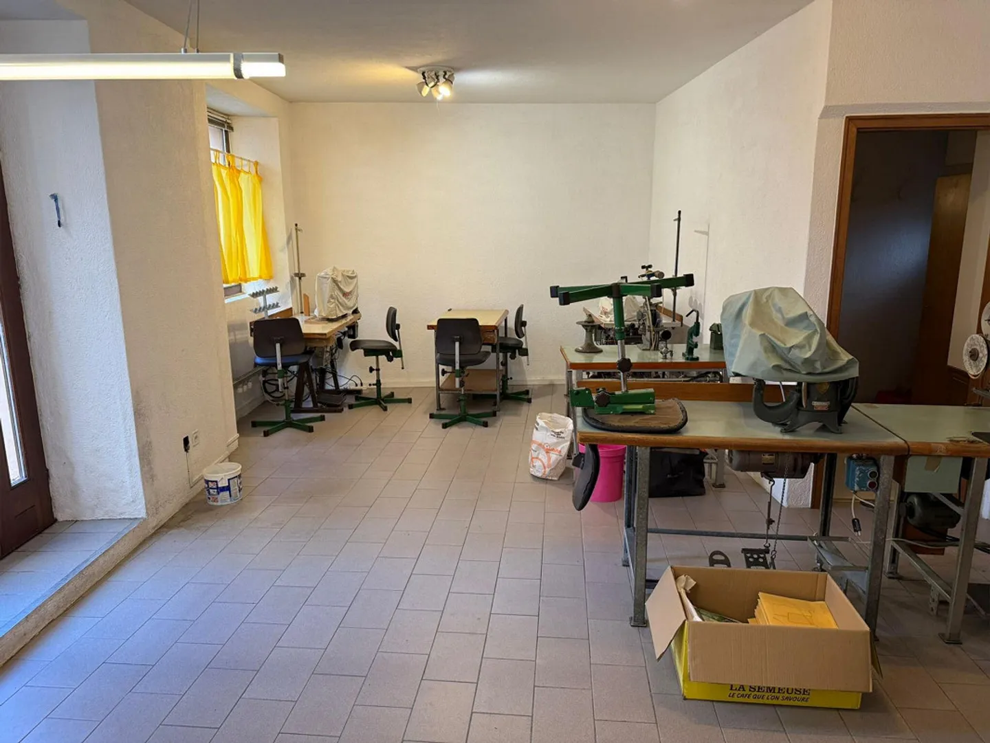 AMPIO BILOCALE COMMERCIALE IDEALE COME B&B A CASLANO - Foto 3 di 7