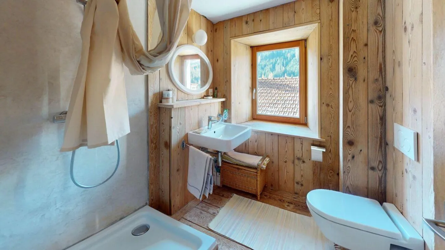 Maison multifamiliale historique avec grande grange à Tinizong - Photo 5 sur 13