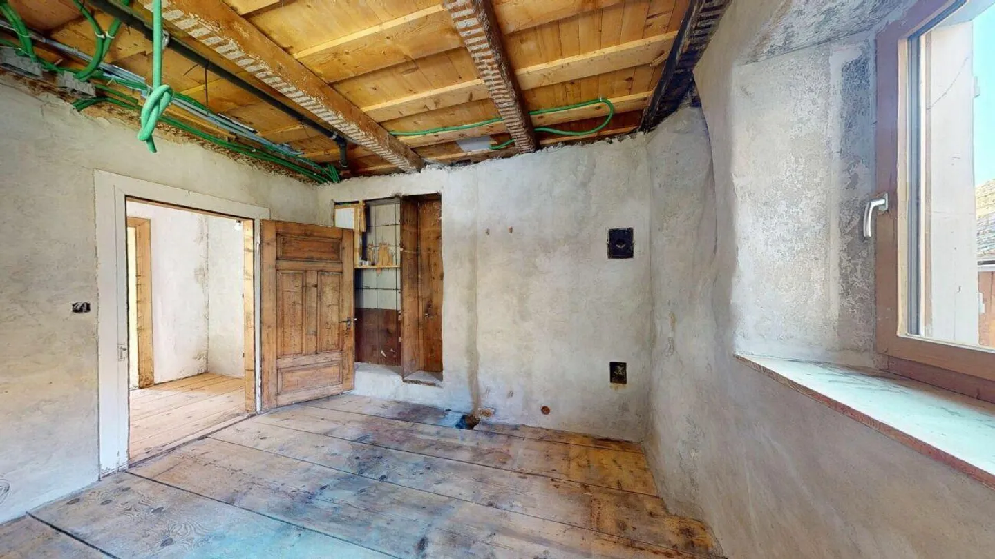 Maison multifamiliale historique avec grande grange à Tinizong - Photo 8 sur 13