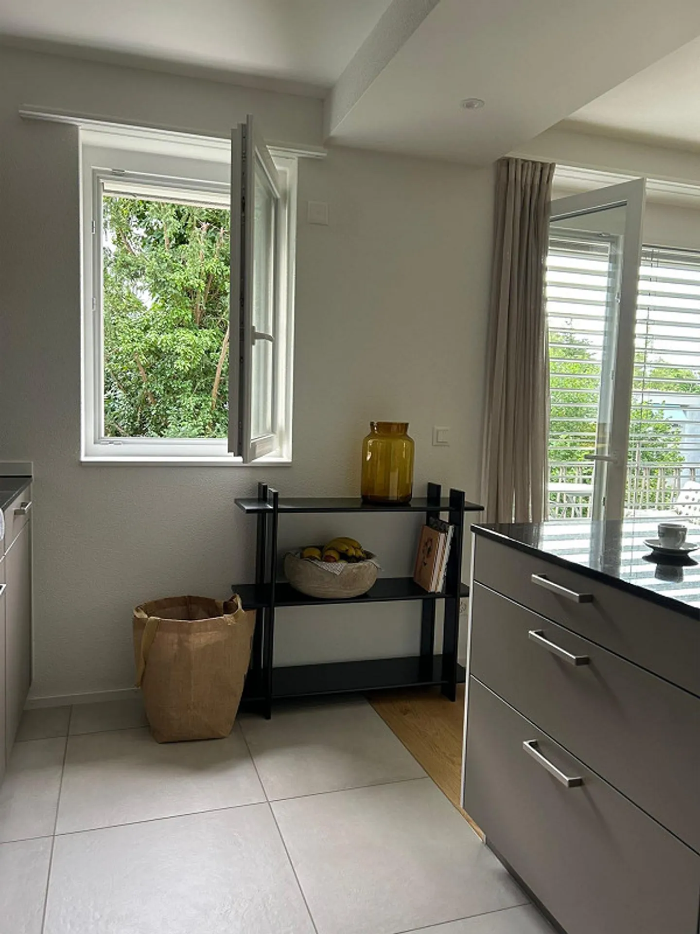 Modern 2.5-room apartment in popular Zurichberg - Photo 6 of 7