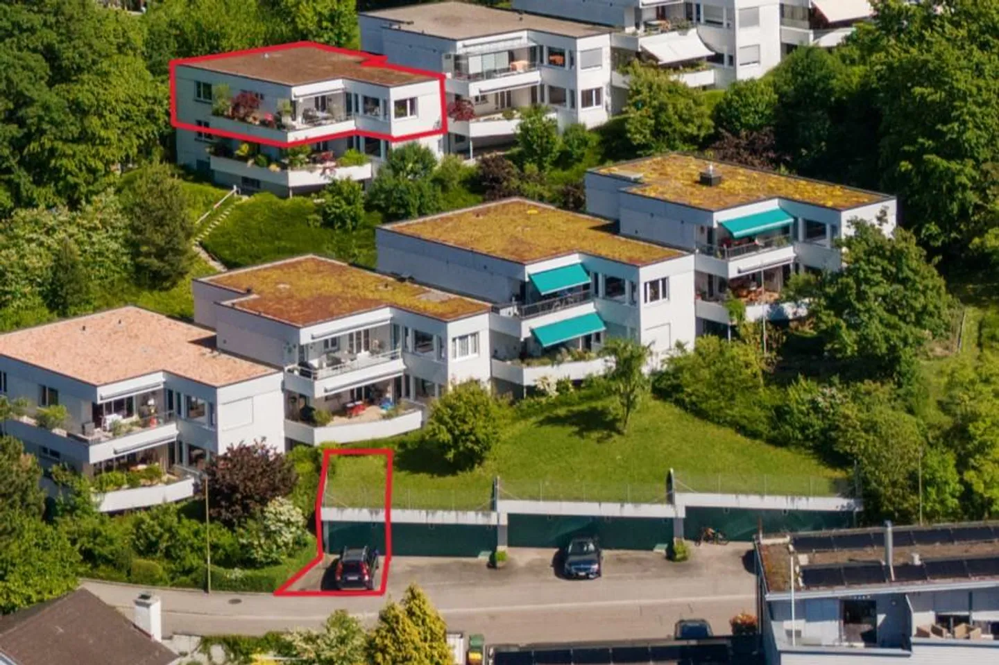 Living on the Edge of the Forest: Spacious 5.5-Room Penthouse Apartment with a View - Photo 1 of 15