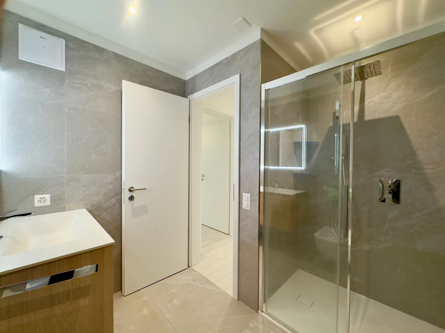 Appartamento Moderno con Vista - Foto 11 di 15