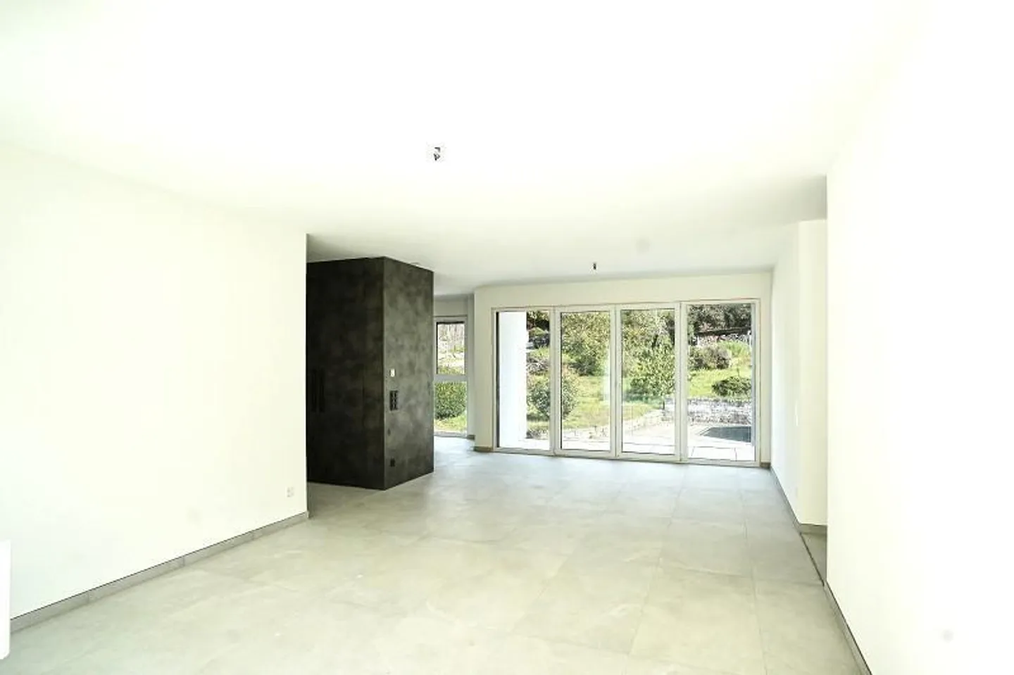 Appartement de 4 1/2 pièces dans les combles - Photo 3 sur 27