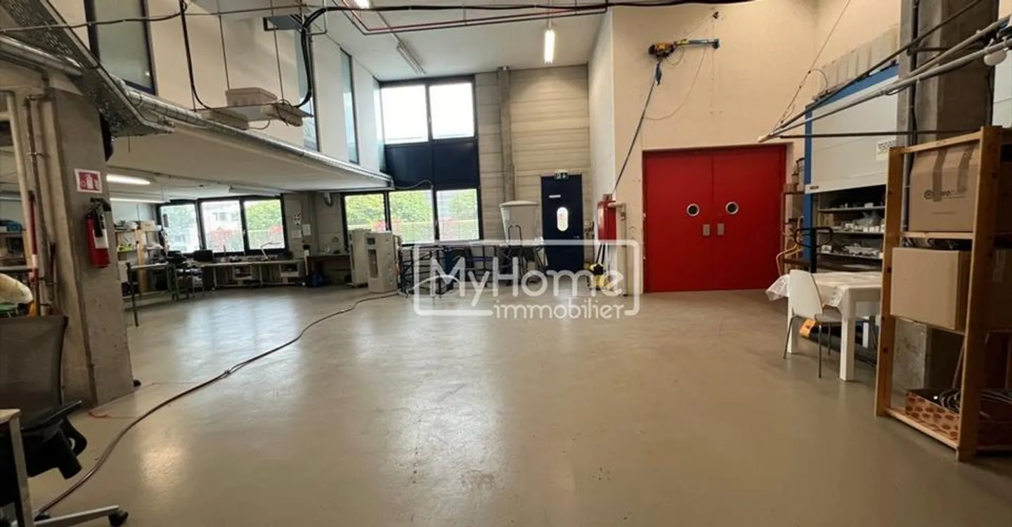 Mischgenutztes Gebäude mieten - Foto 4 von 10