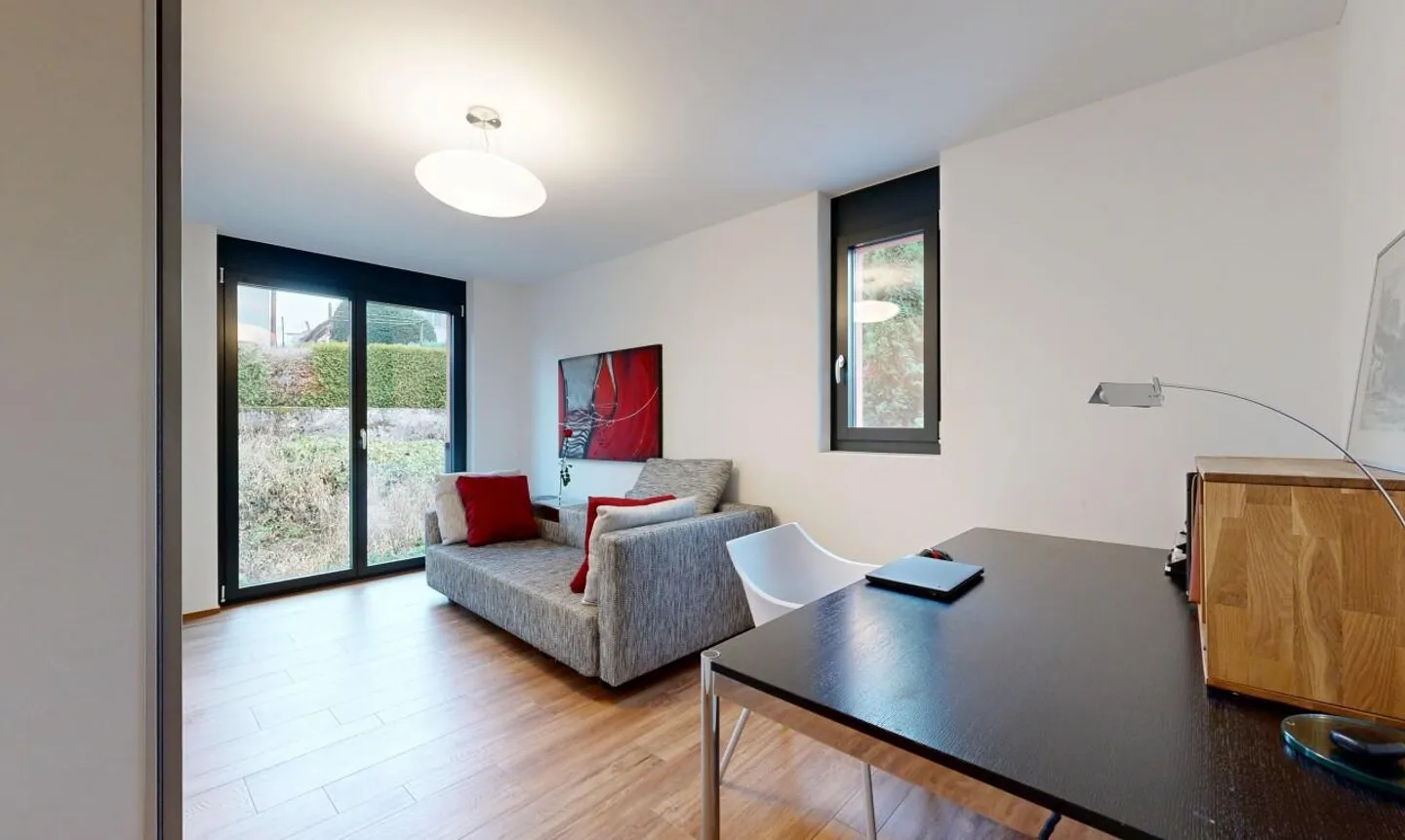 Modern and spacious 4.5-room apartment with Swedish stove - Photo 8 of 11