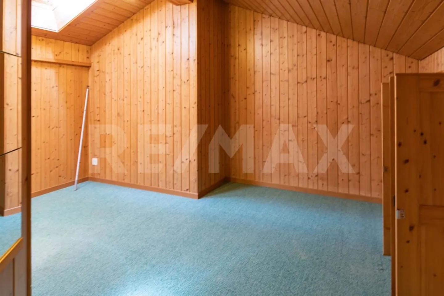 Beautiful apartment in the center of Gampel - Photo 8 of 12