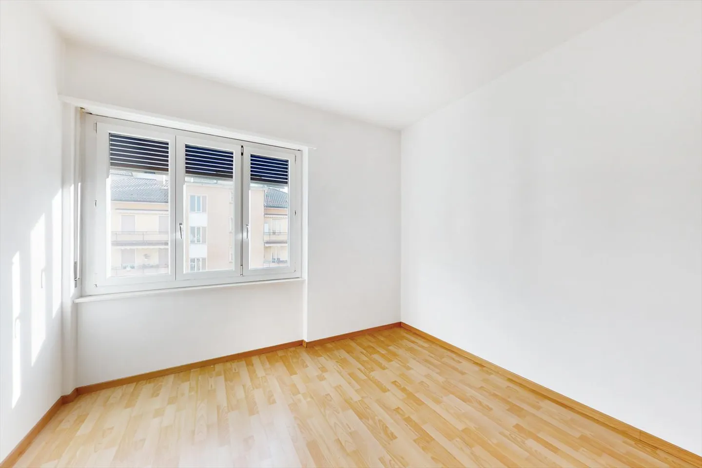 Bright and functional 3.5-room apartment in a strategic location - Photo 8 of 11