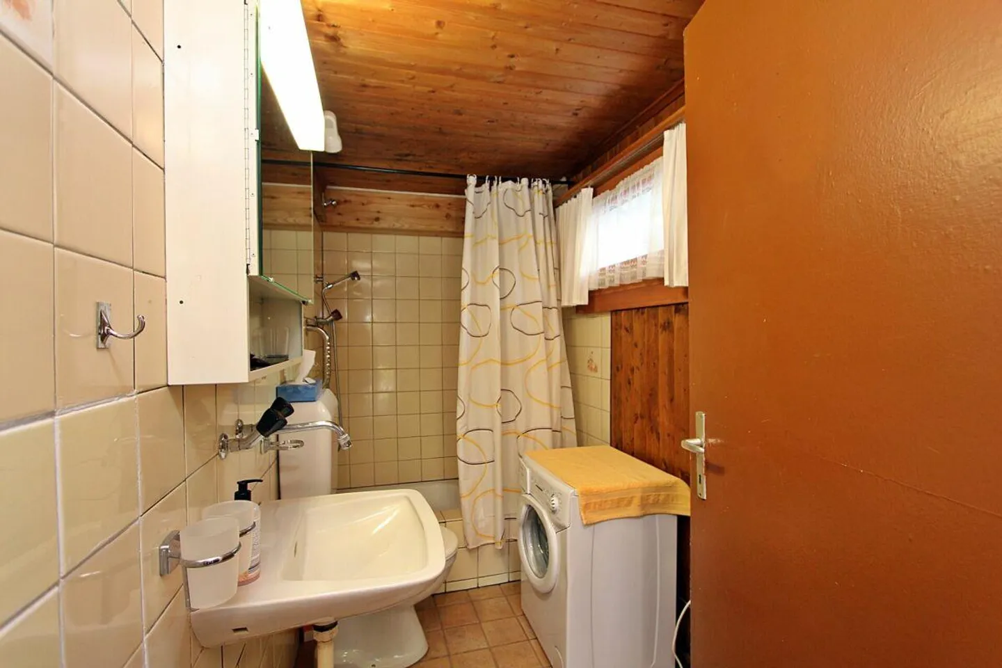 Maison de vacances avec 2 appartements et vue imprenable sur les montagnes - Photo 11 sur 13