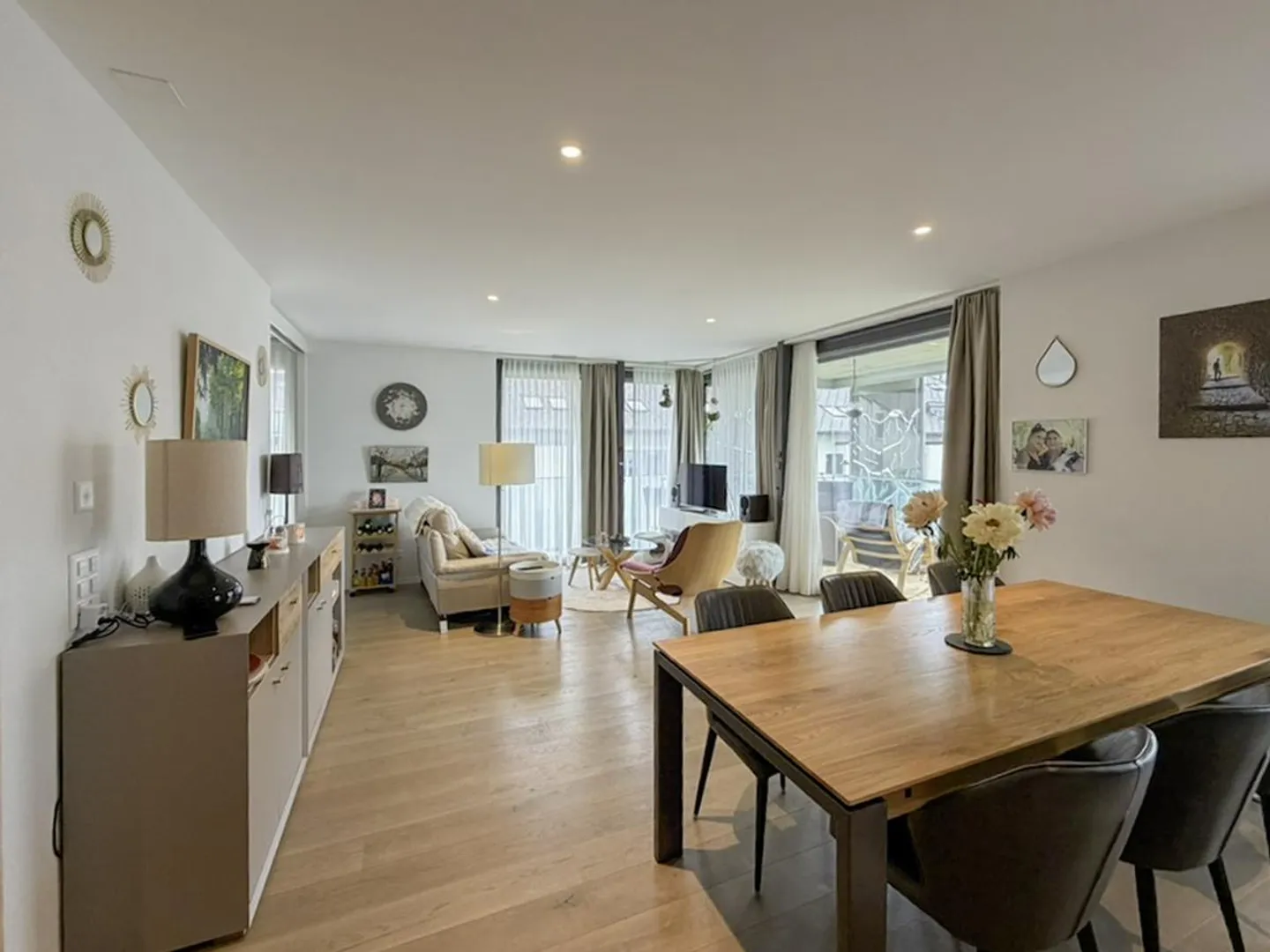 Appartement moderne avec véranda - Photo 3 sur 14