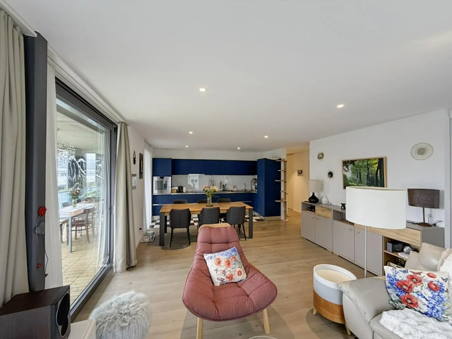 Appartement moderne avec véranda - Photo 4 sur 14