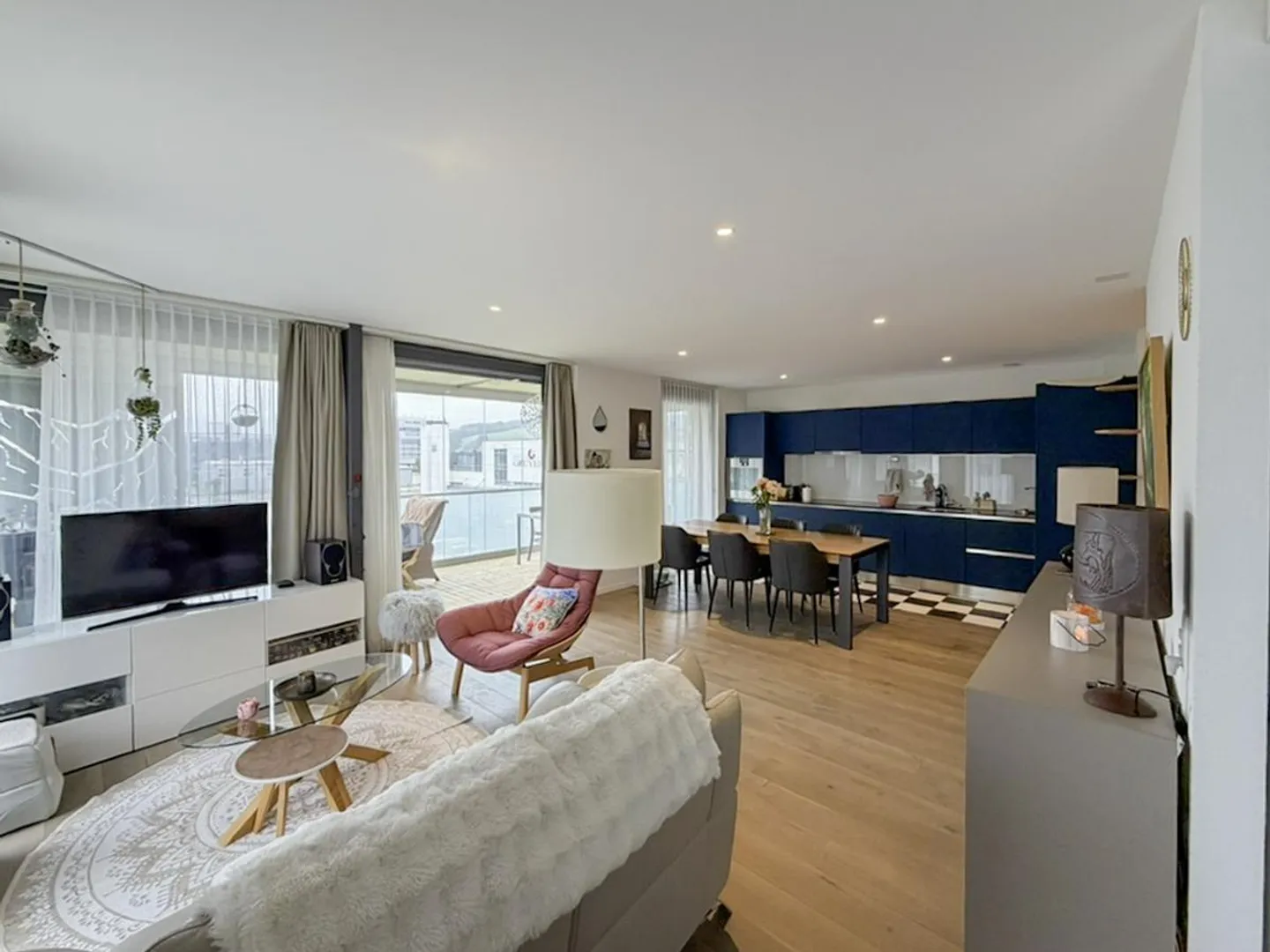 Appartement moderne avec véranda - Photo 5 sur 14