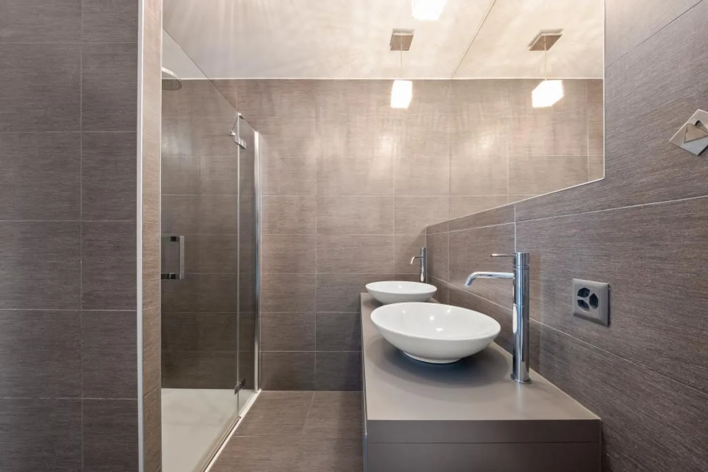 Villa 6.5 rooms - Photo 9 of 11