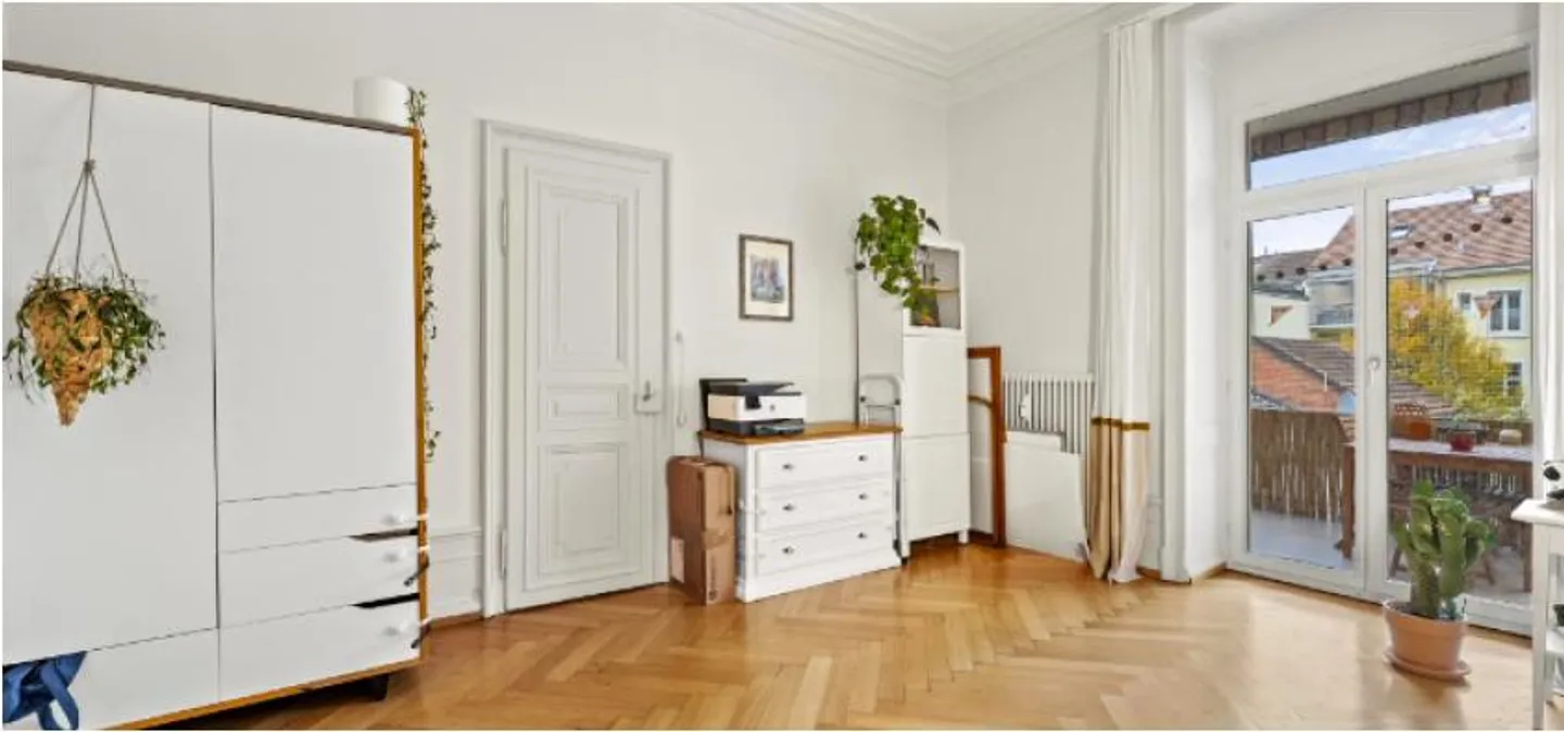 Proprietà di rendimento attraente MFH con 7 unità abitative e ristorante - Foto 4 di 14