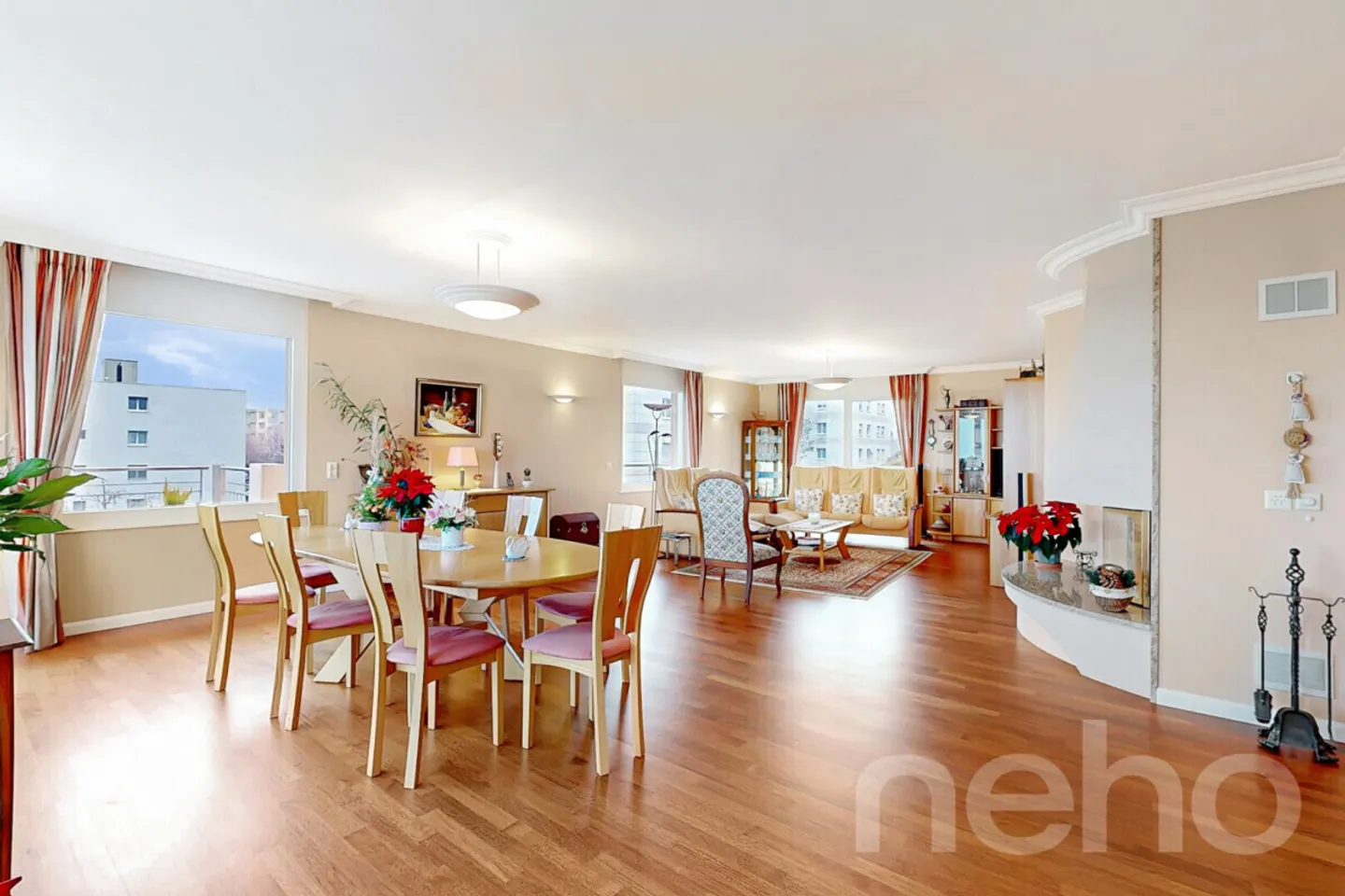 Duplex di prestigio con vista panoramica sul lago di Ginevra e le Alpi - Foto 5 di 12