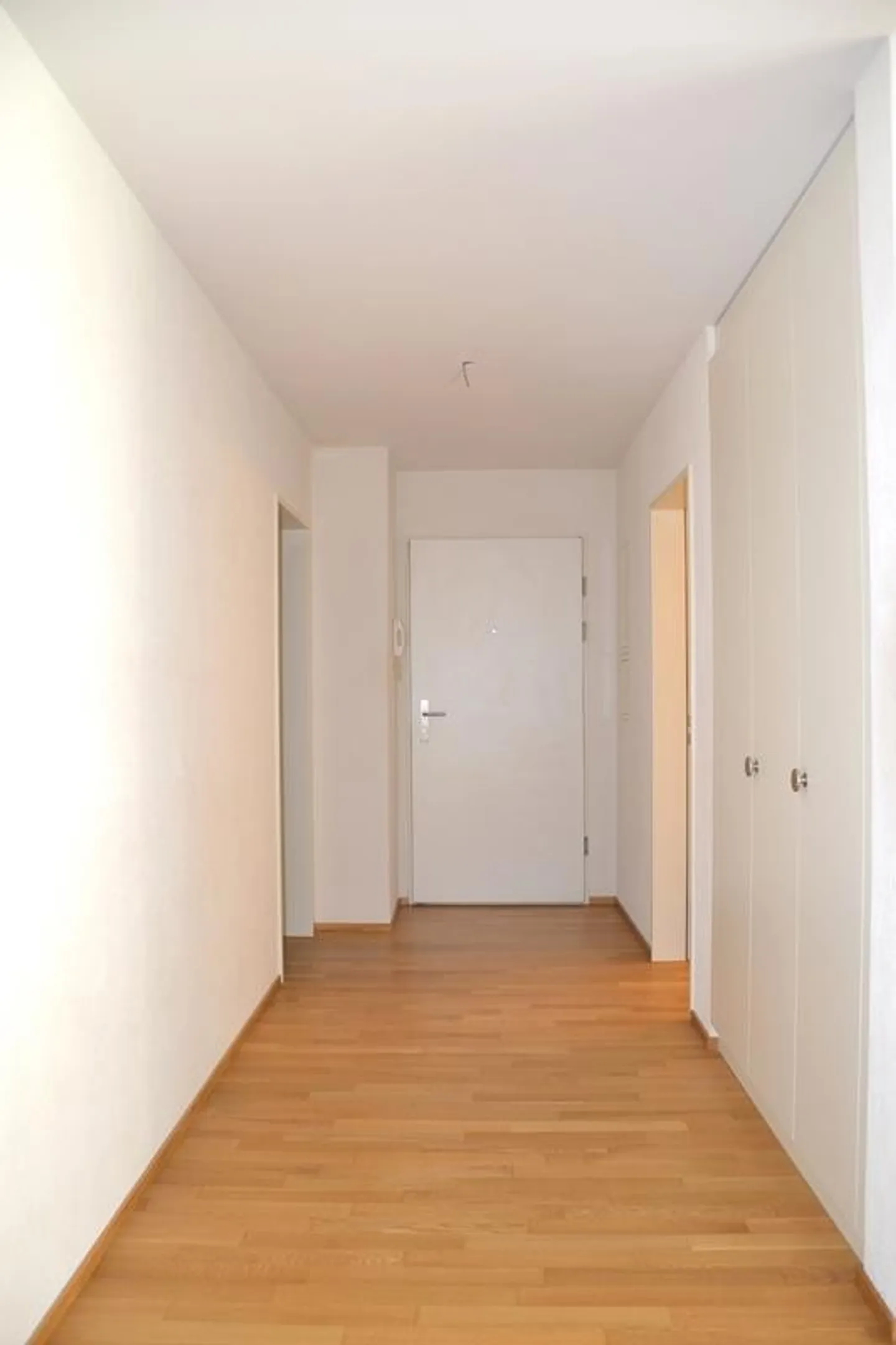 Appartement lumineux avec balcon - Photo 7 sur 8