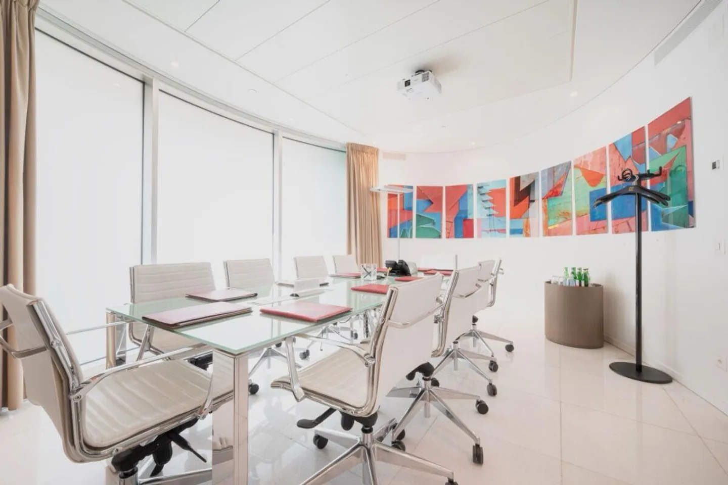 Prestigious office with lake view inside Palazzo Mantegazza - Photo 4 of 15