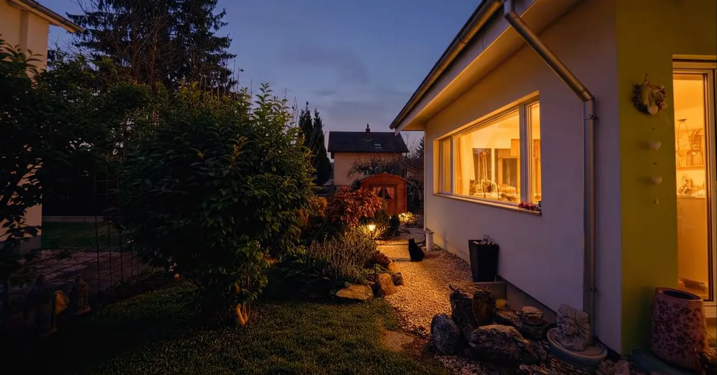 Modernized 6.5-room single-family house with plenty of outdoor space in Niederbipp - Photo 3 of 13