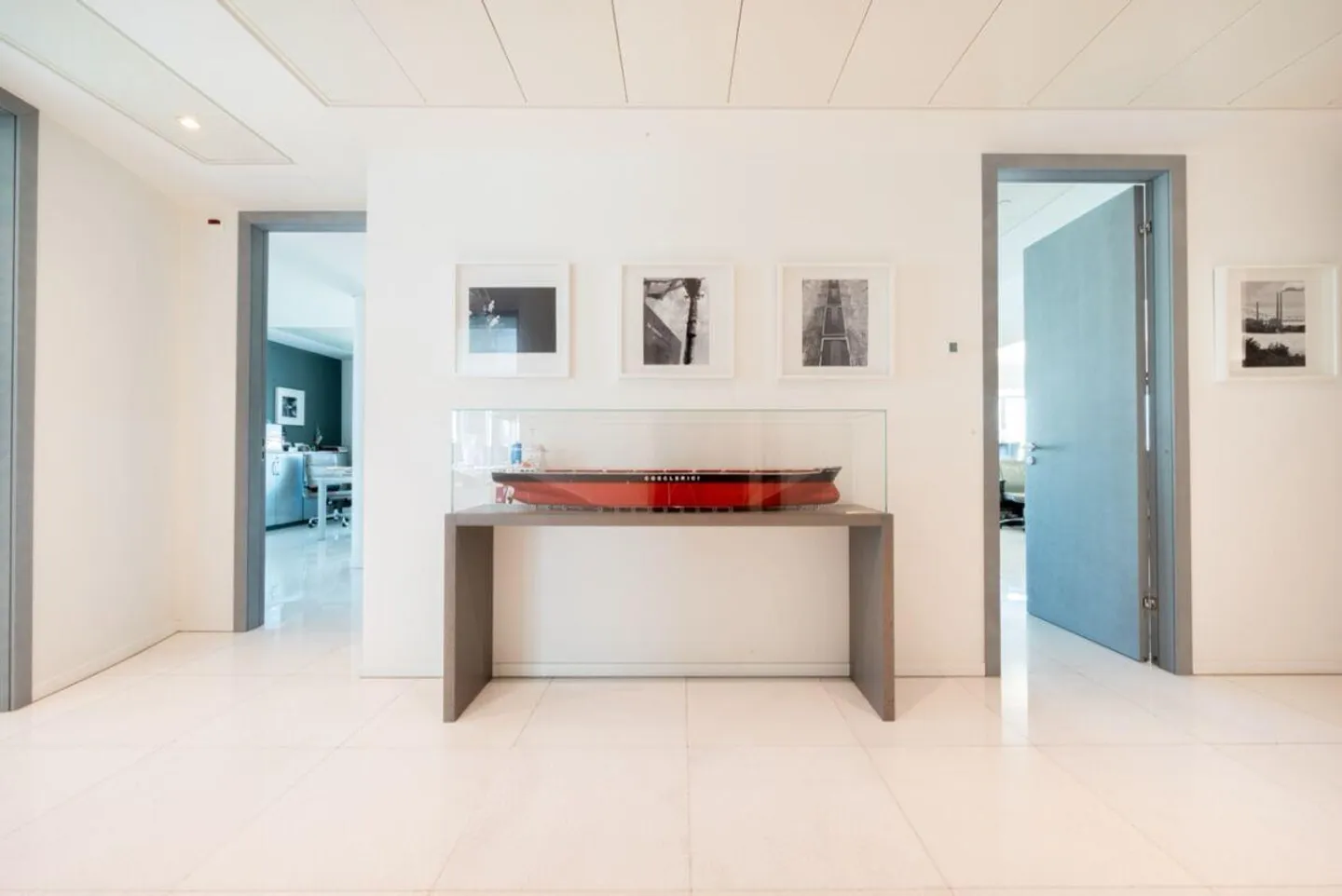 Prestigious office with lake view inside Palazzo Mantegazza - Photo 5 of 15