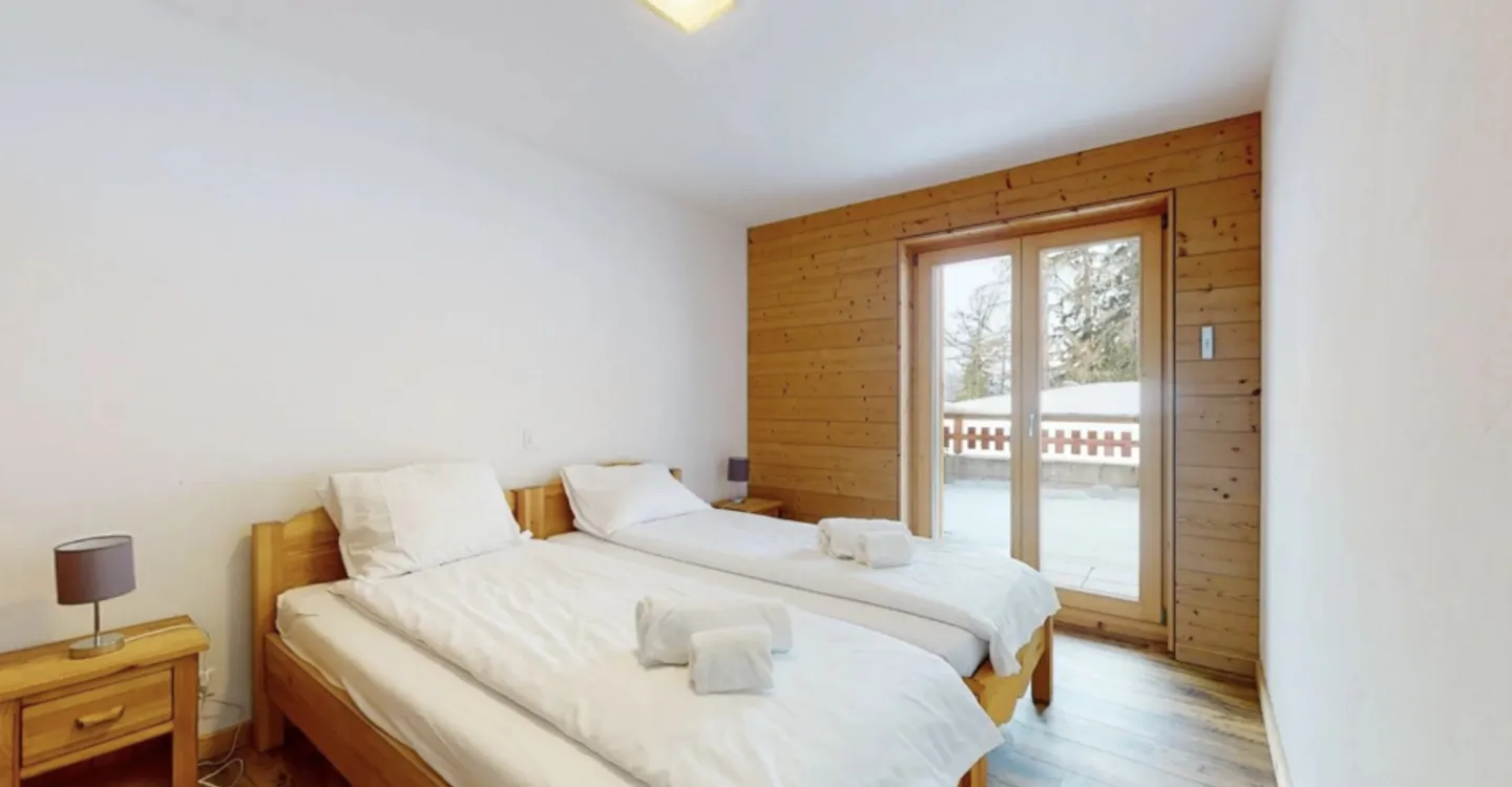 Beautiful apartment on the ground floor ski in / ski out on the slopes of Veysonnaz, in the heart of 4 Valleys - Photo 4 of 8