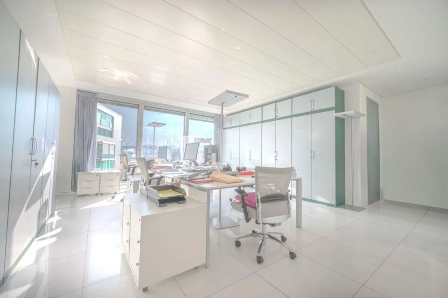 Prestigious office with lake view inside Palazzo Mantegazza - Photo 10 of 15