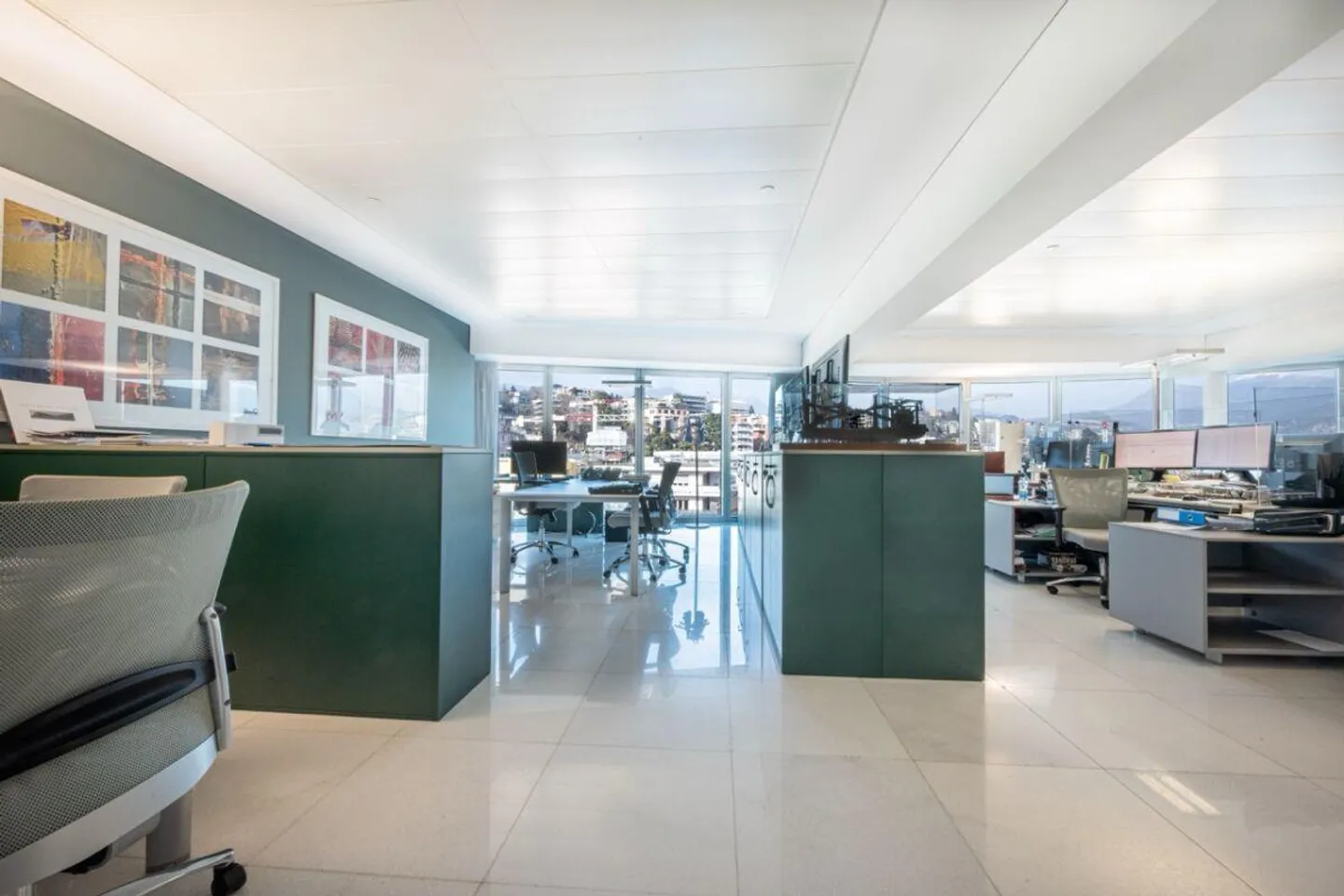 Prestigious office with lake view inside Palazzo Mantegazza - Photo 12 of 15