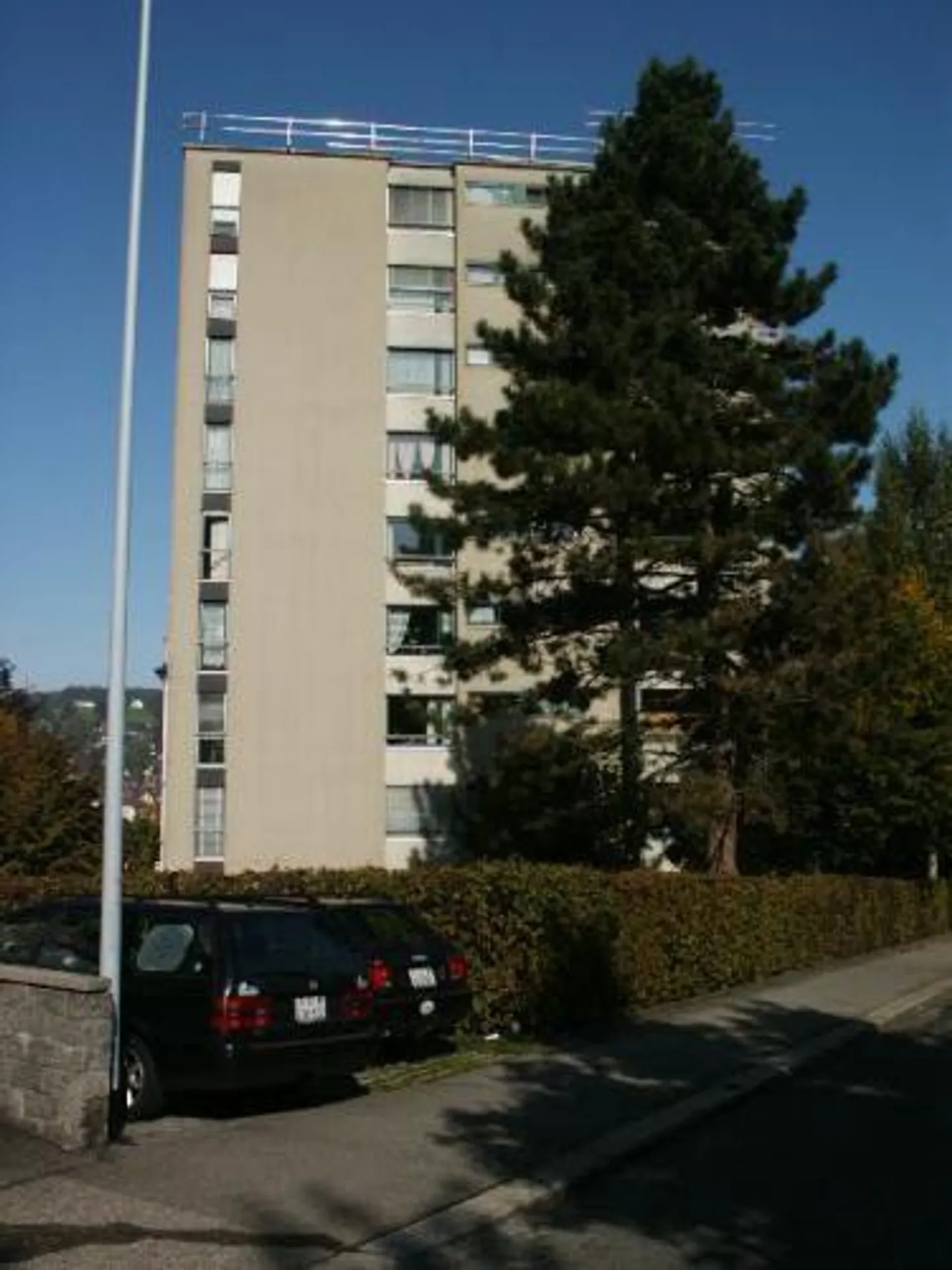 Appartement 3 1/2 pièces situé au calme - Photo 2 sur 9