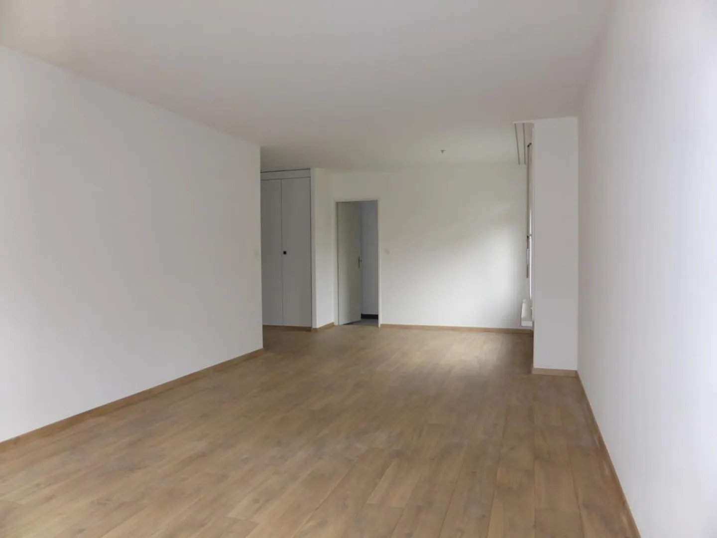 Appartement 3 1/2 pièces situé au calme - Photo 4 sur 9