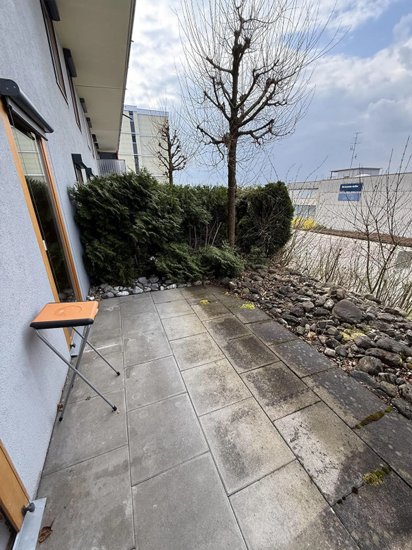 Casa a schiera di 4,5 locali con giardino, balconi e posto auto sotterraneo - Foto 8 di 15