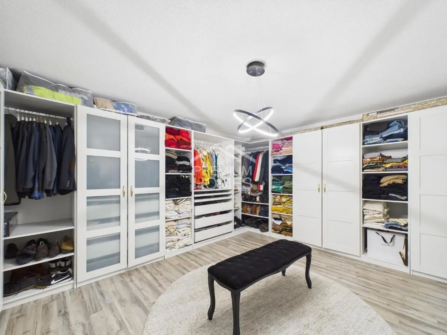 Space for Family, Peace, and Joy of Life - Photo 9 of 11