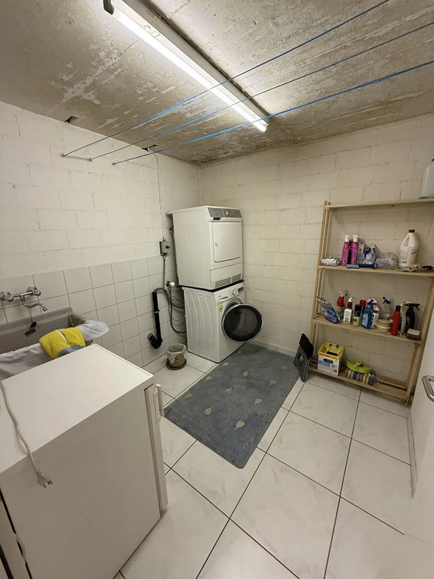 Casa a schiera di 4,5 locali con giardino, balconi e posto auto sotterraneo - Foto 9 di 15