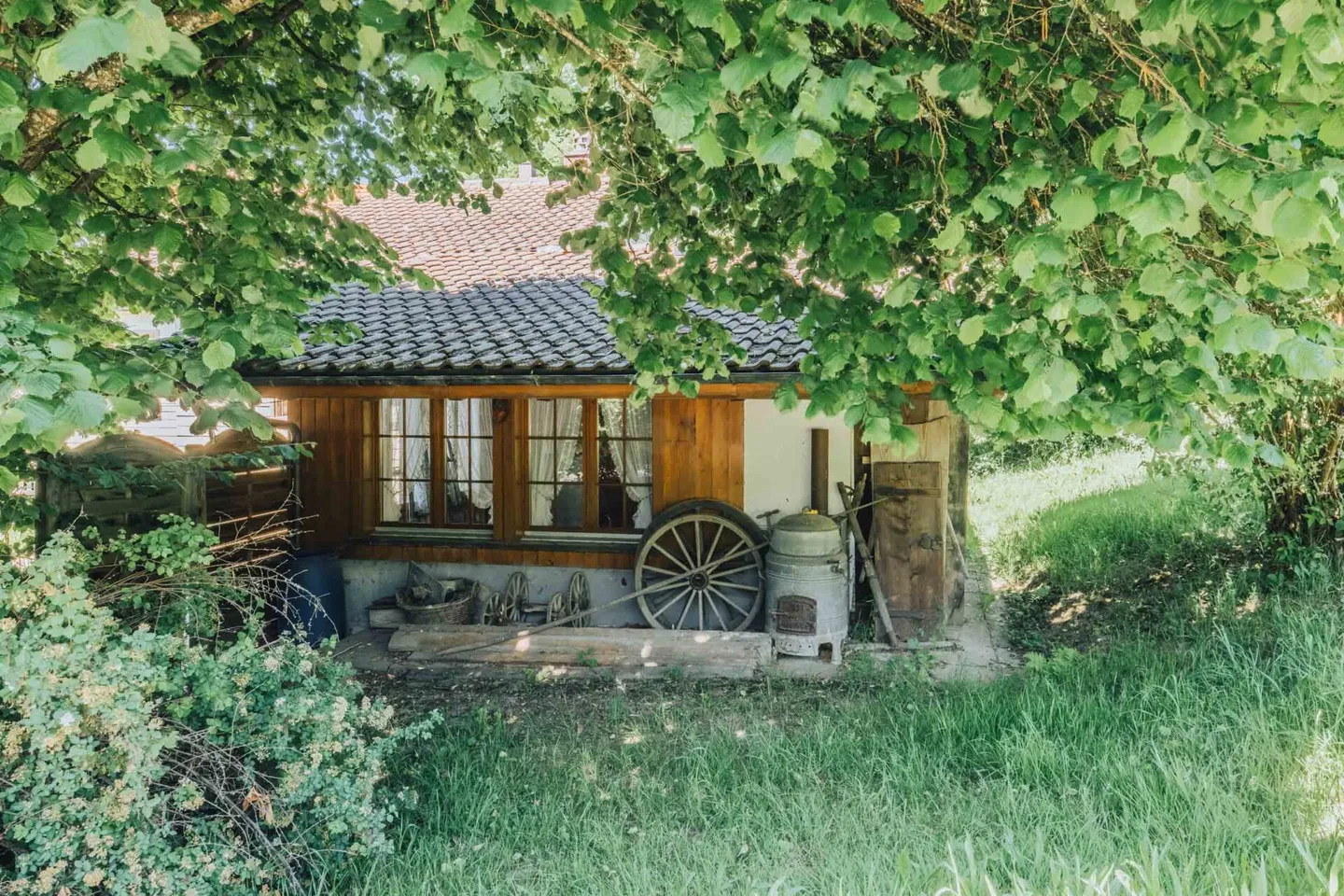 Charming single-family house with garden and lots of potential in Melchnau - Photo 4 of 17