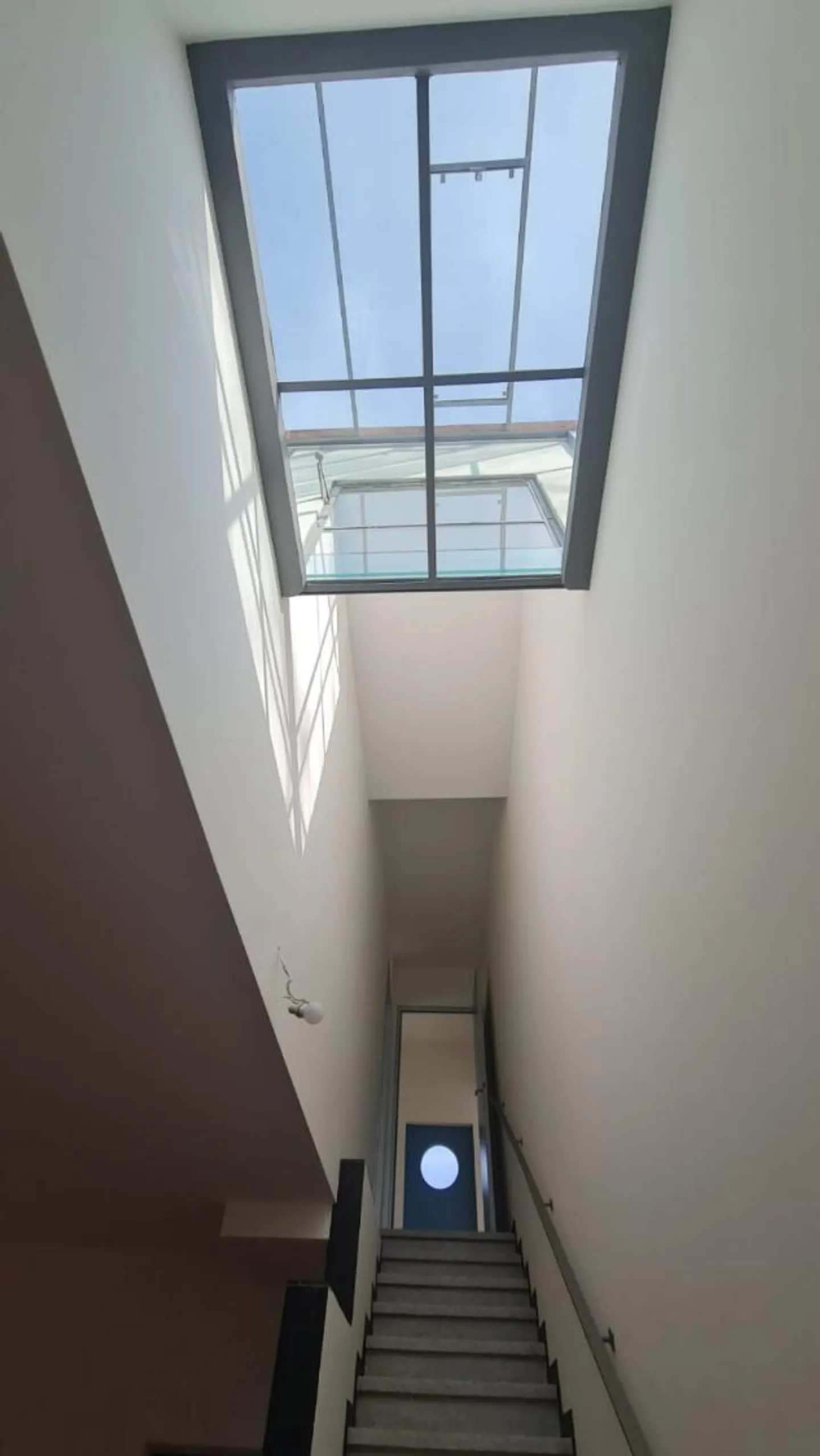 Charmante Attikwohnung in Bercher - Foto 6 von 13