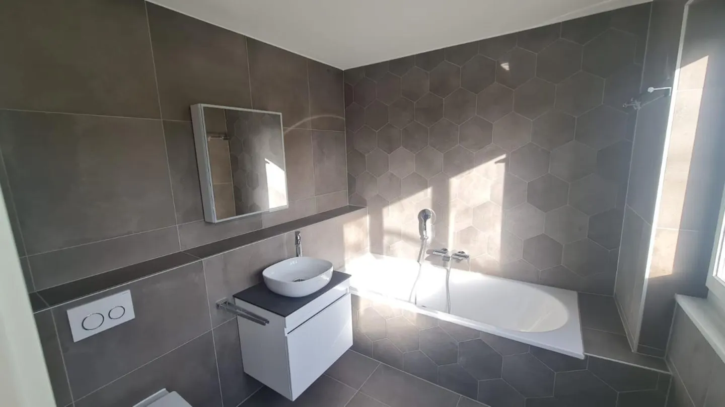 Charmante Attikwohnung in Bercher - Foto 7 von 13