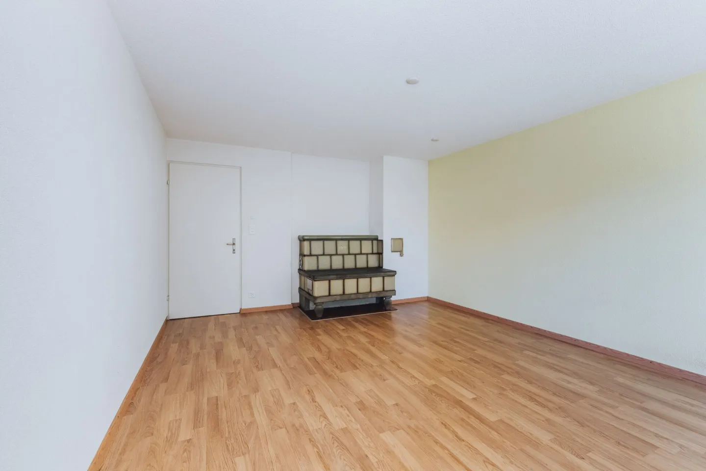 Charming single-family house with garden and lots of potential in Melchnau - Photo 9 of 17