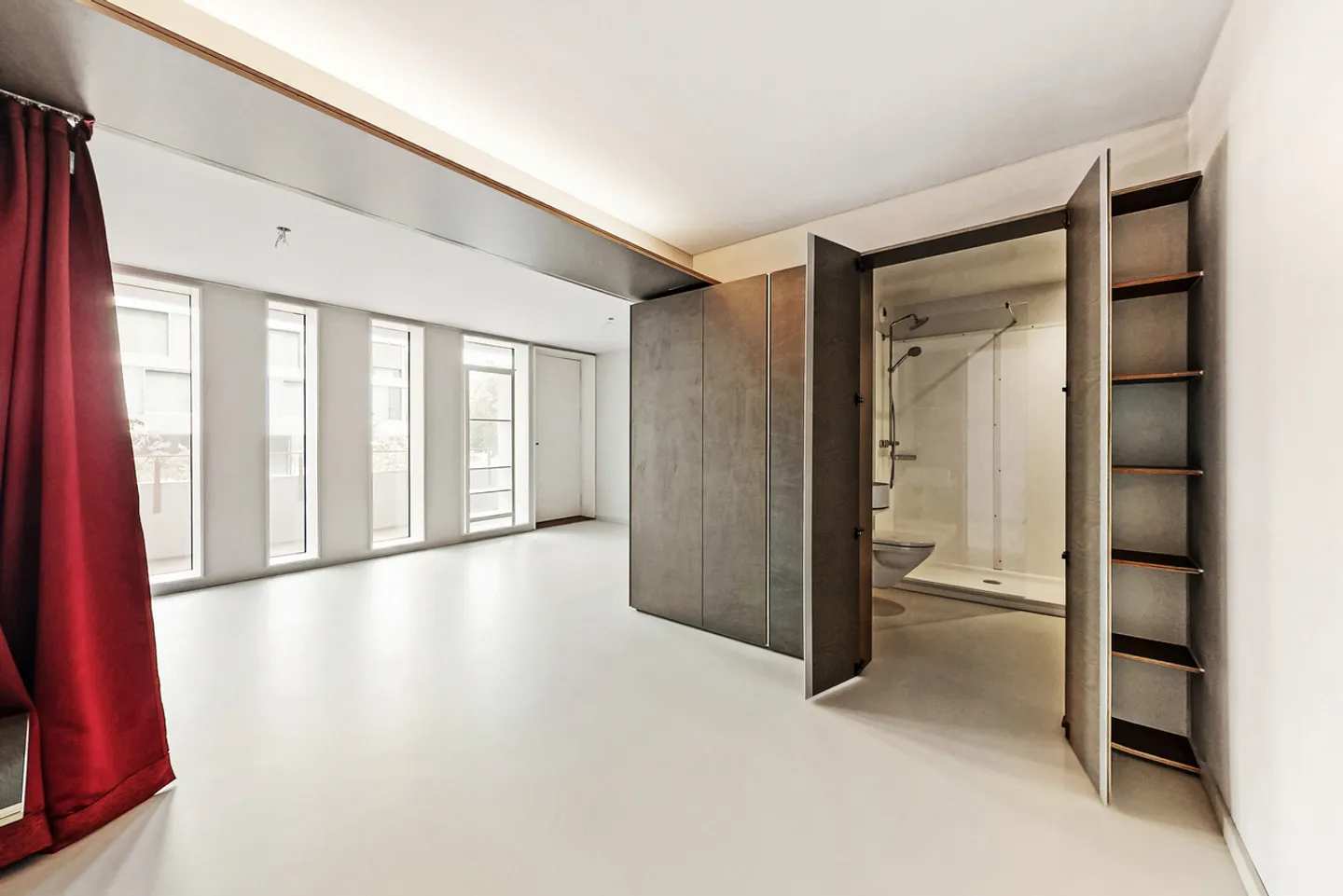 Beautiful studio in the city center! - Photo 2 of 7