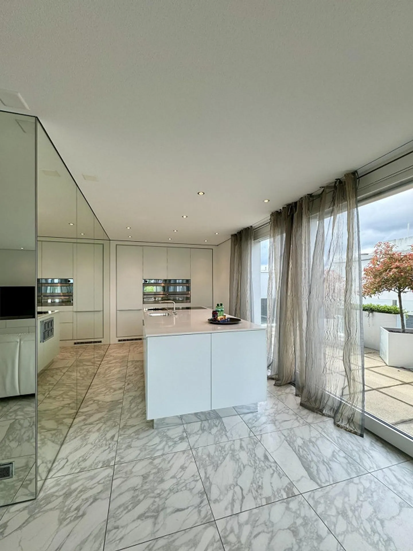 Appartement penthouse de luxe avec vue imprenable - Photo 8 sur 16