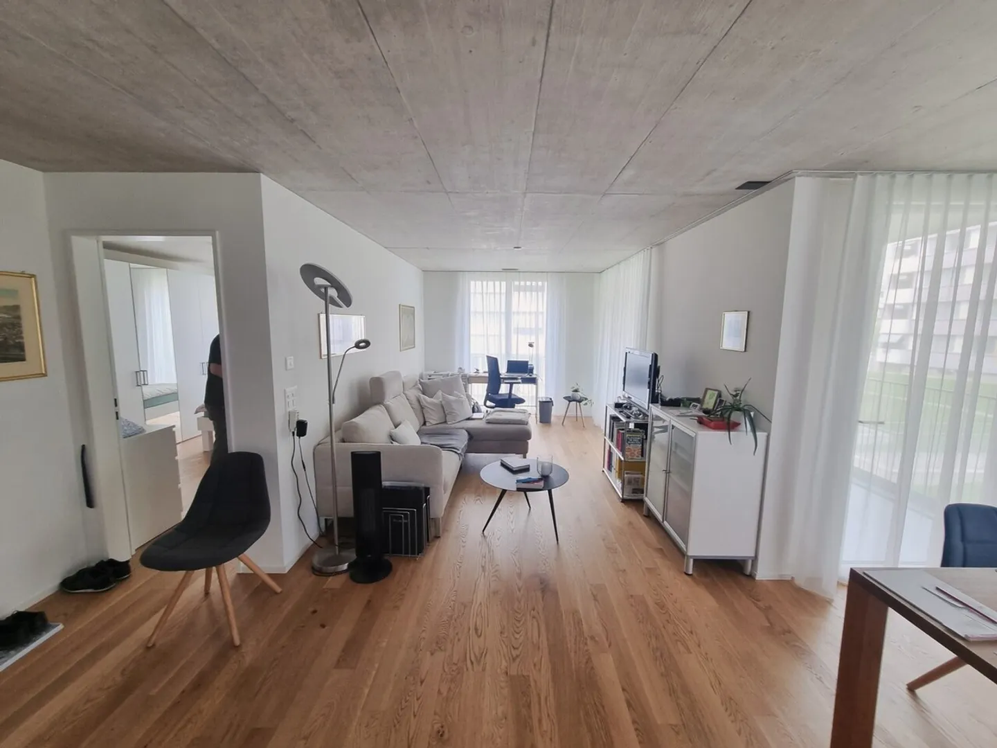 Stylische Neubauwohnung in zentraler Lage - Foto 6 von 10
