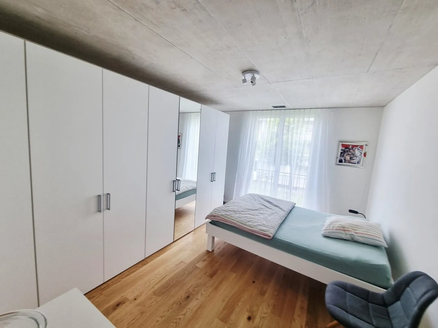 Stylische Neubauwohnung in zentraler Lage - Foto 7 von 10