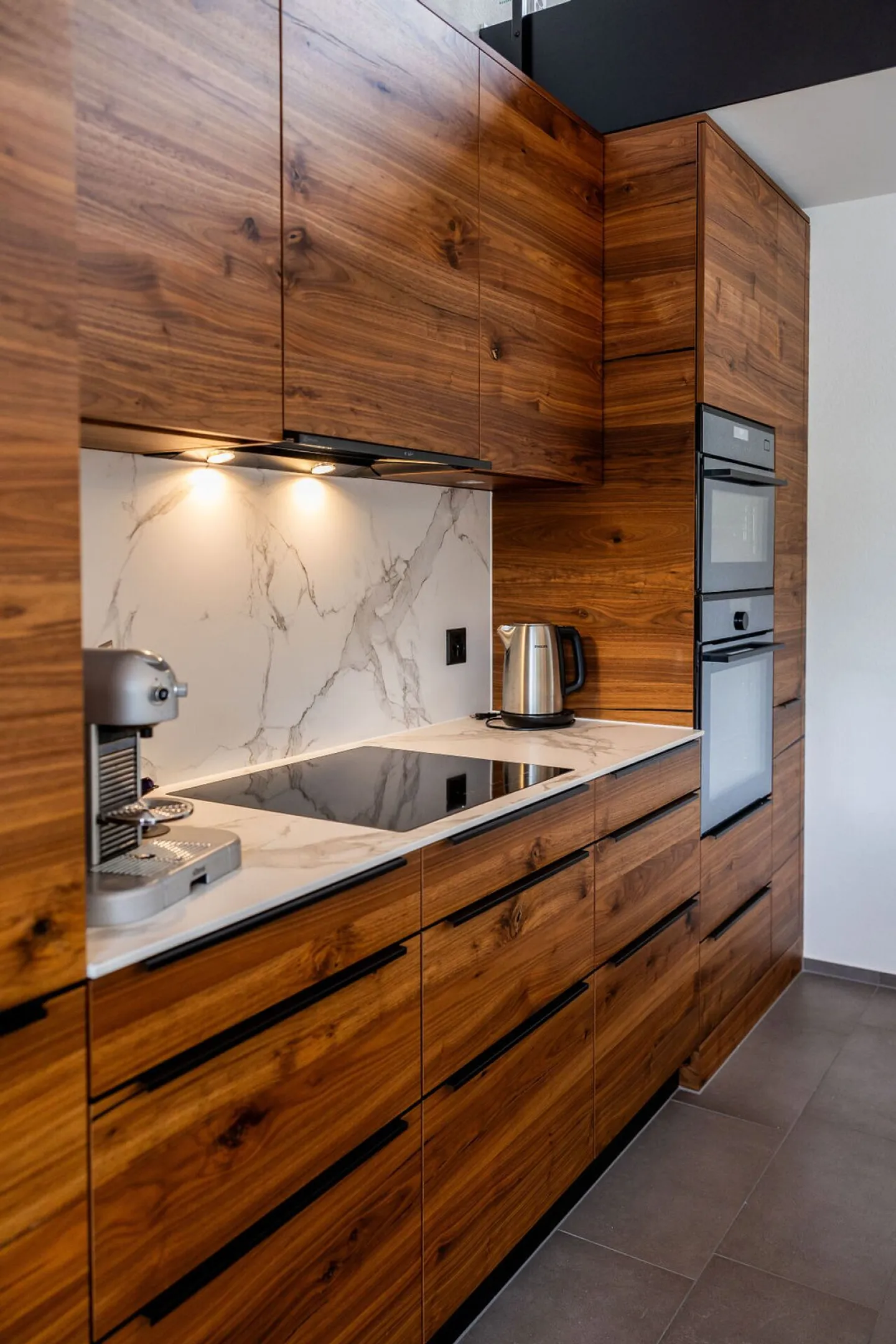 Exclusive 4.5 Room New Apartment with Gallery! - Photo 7 of 18