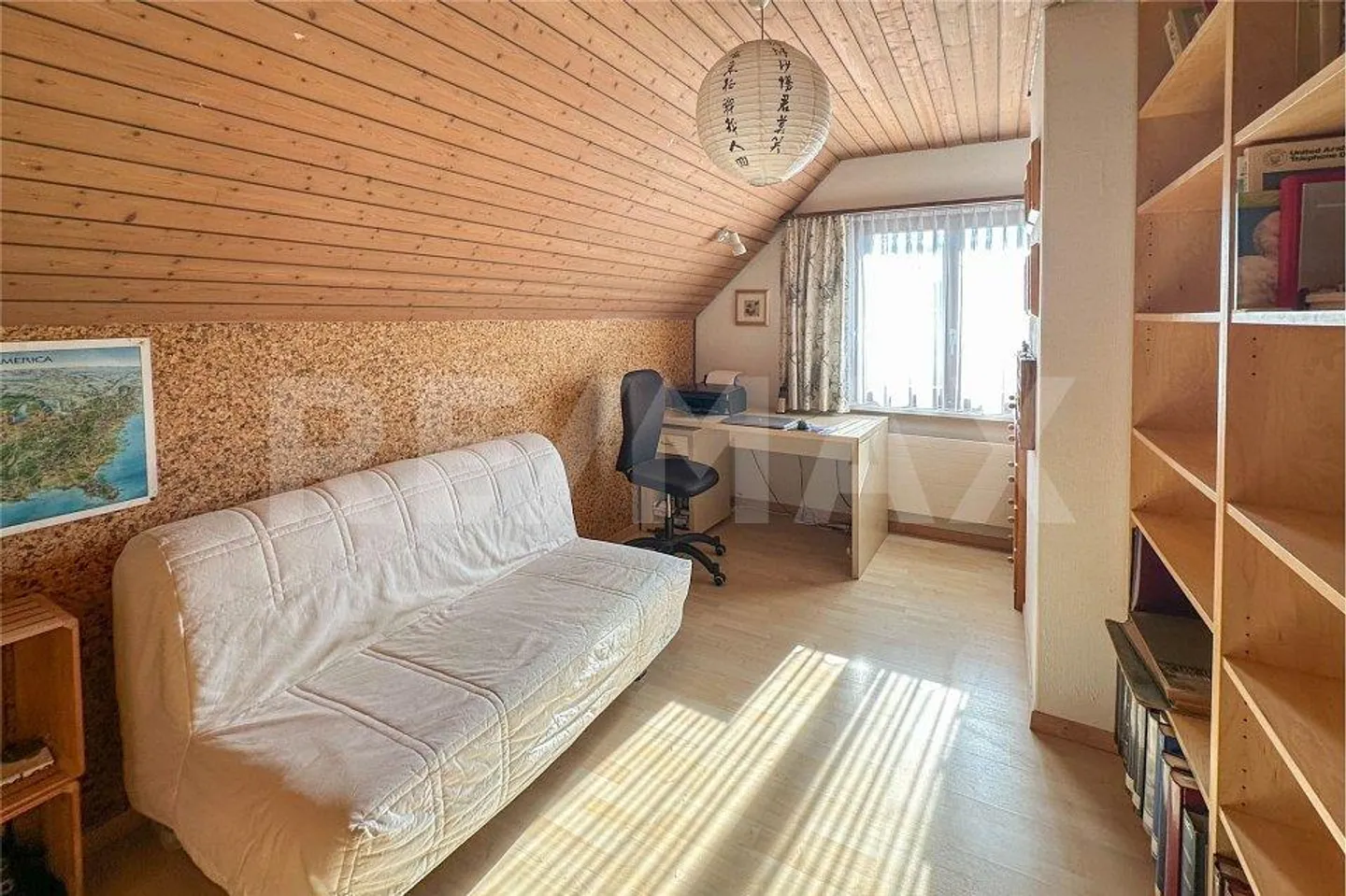 Detached single-family house with indoor pool and sauna - Photo 12 of 13