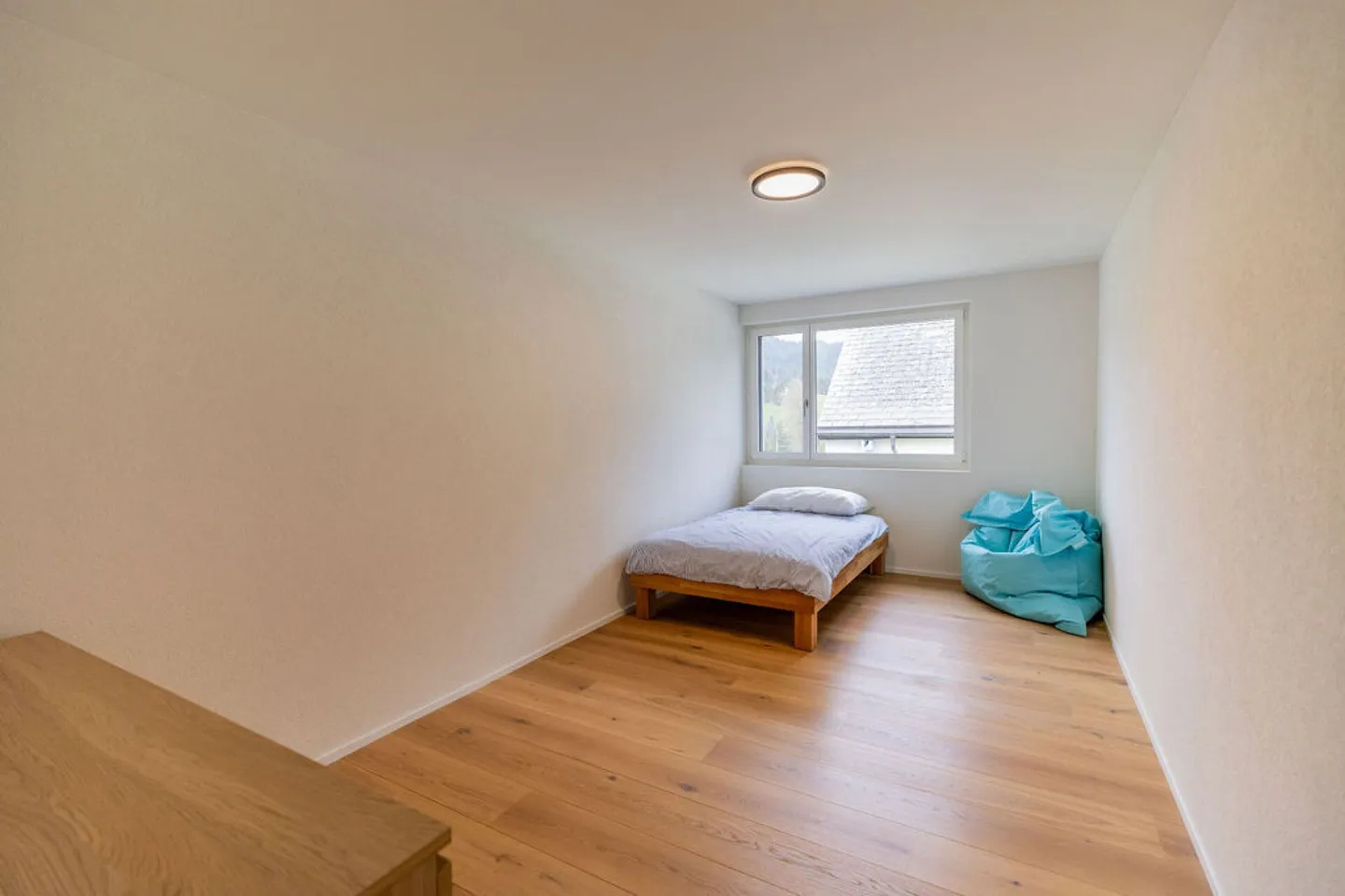 Exclusive 4.5 Room New Apartment with Gallery! - Photo 12 of 18