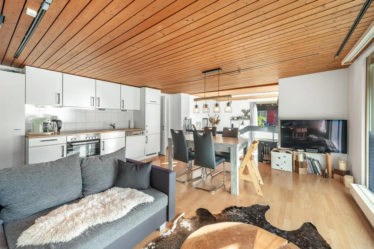 vollständig möblierte Ferienwohnung in Braunwald - Photo 8 sur 12