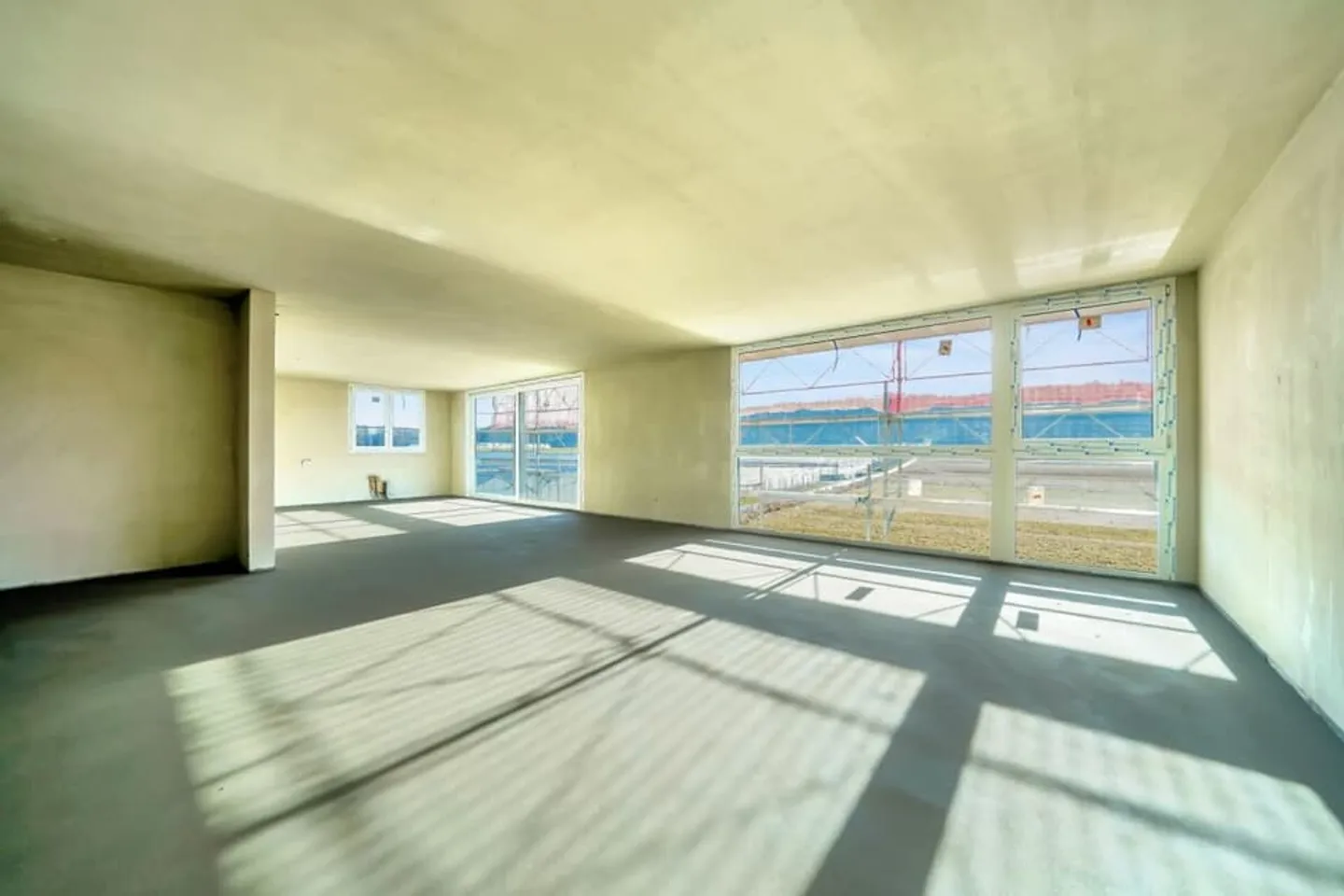 IN GOLATEN (BE) - Light-flooded living with a view - Photo 2 of 13