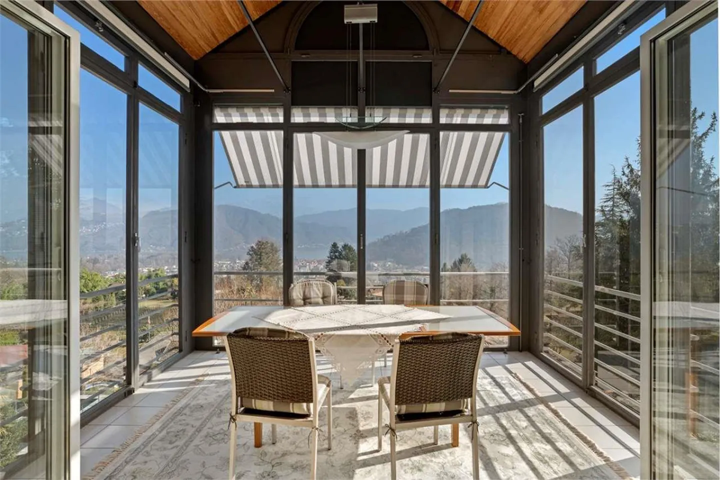 Penthouse avec vue sur le lac - Résidence secondaire - Photo 1 sur 13