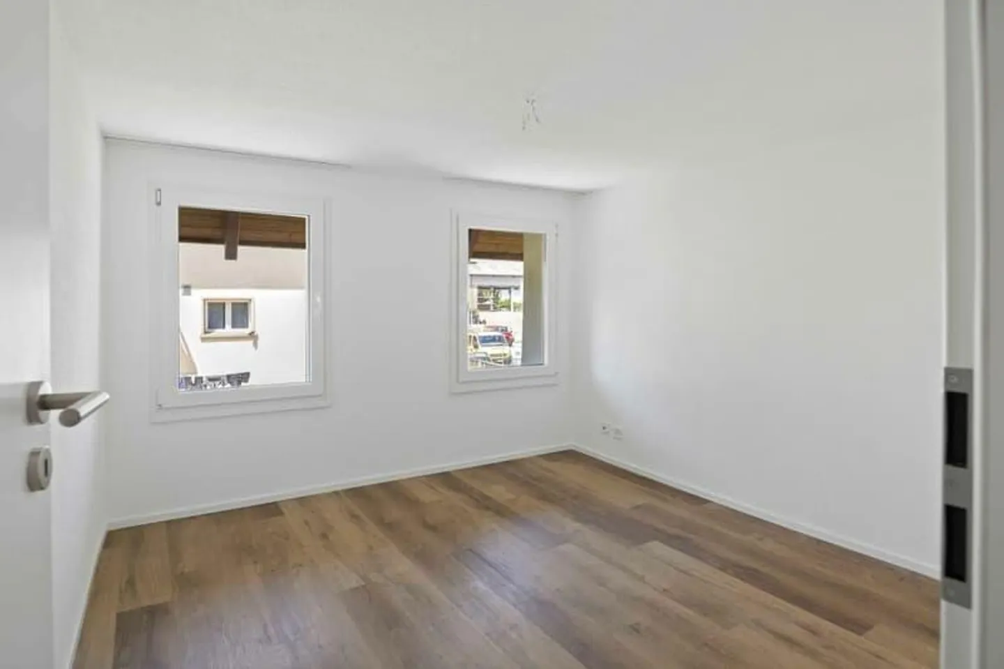 Charming 4.5-Room Semi-Detached House in Wohlen (AG) for Rent - Photo 6 of 10