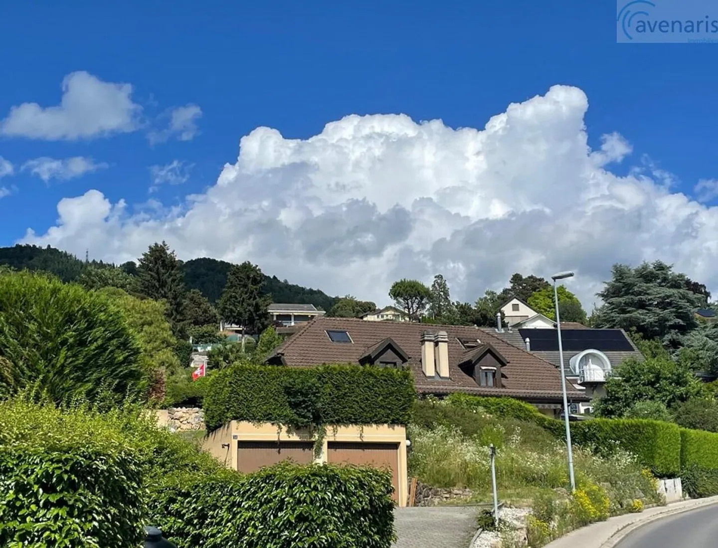 Casa bifamiliare con vista esclusiva sul Lago di Ginevra e sulle montagne - Foto 2 di 23