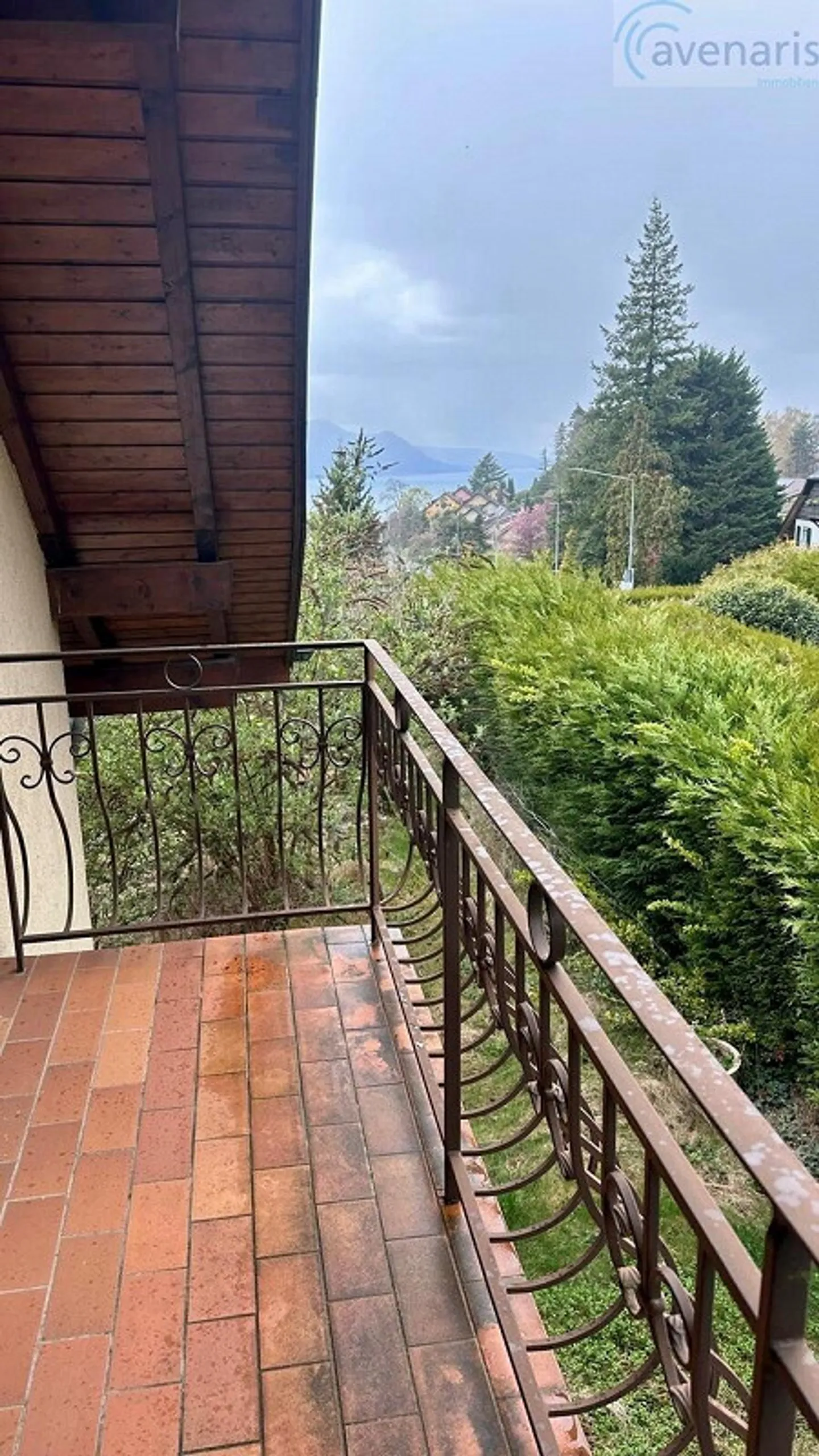 Casa bifamiliare con vista esclusiva sul Lago di Ginevra e sulle montagne - Foto 12 di 23