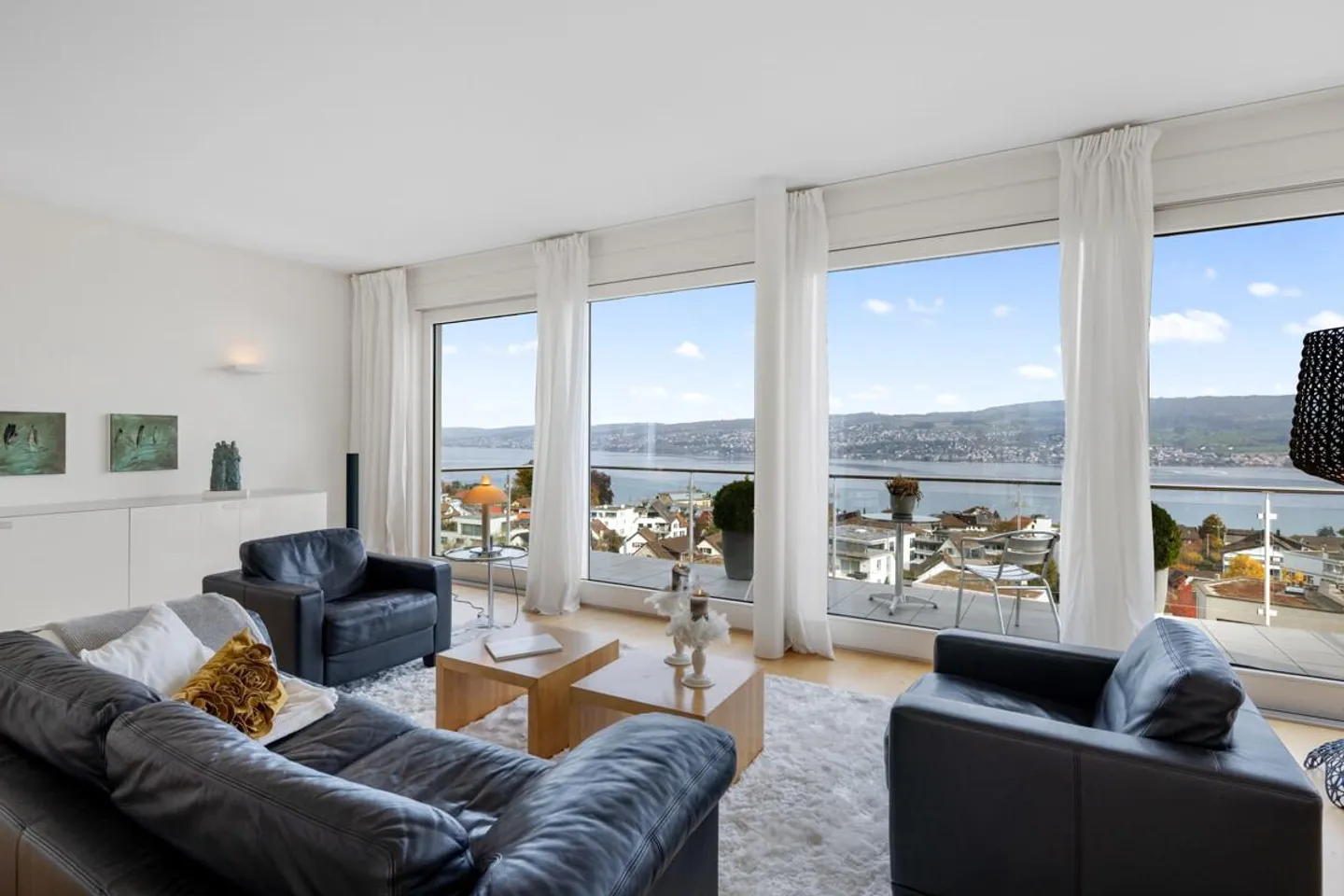 House in Horgen with unobstructed lake view - Photo 5 of 8