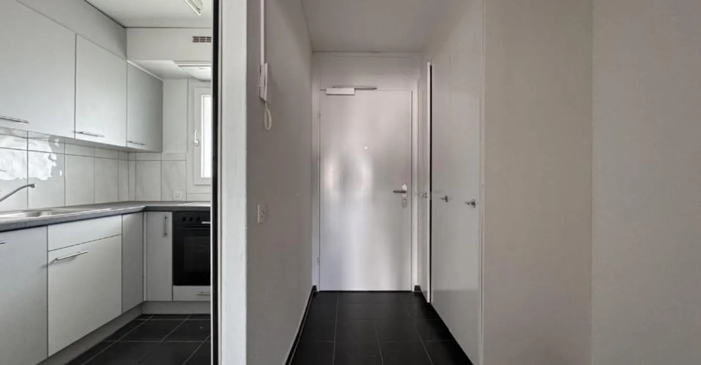 Duplex Charmant Près de Nidau - Photo 3 sur 8